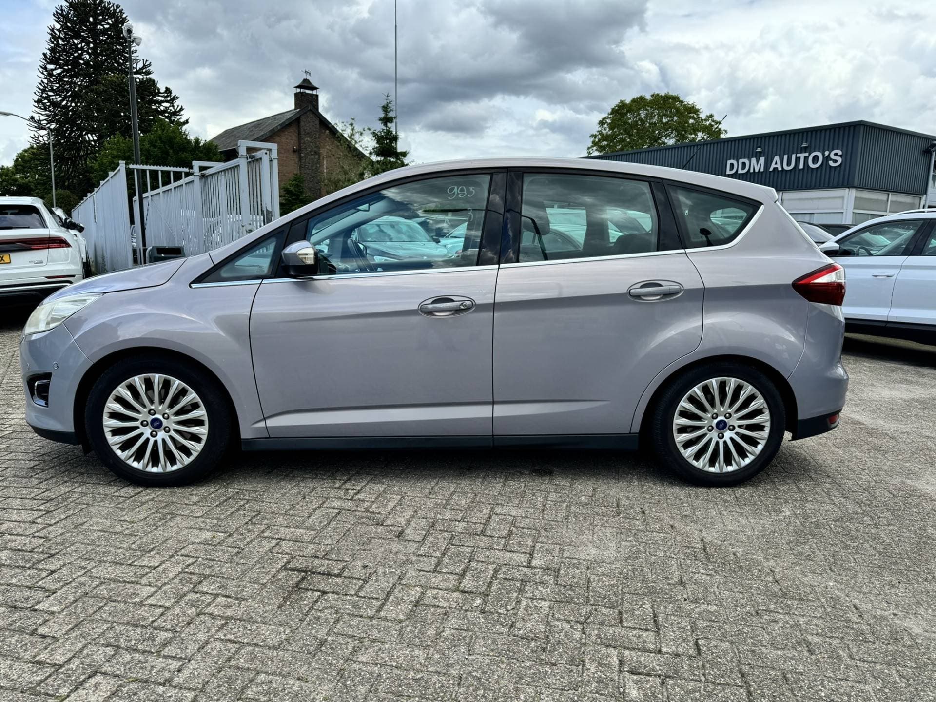 Ford C-MAX thumbnail 3