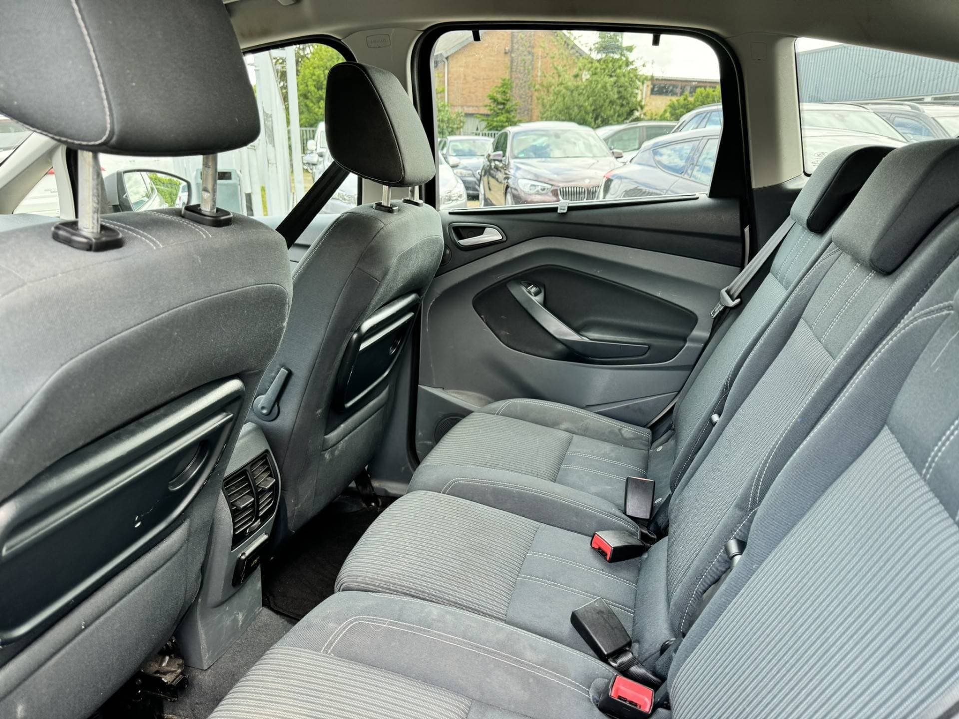 Ford C-MAX thumbnail 8