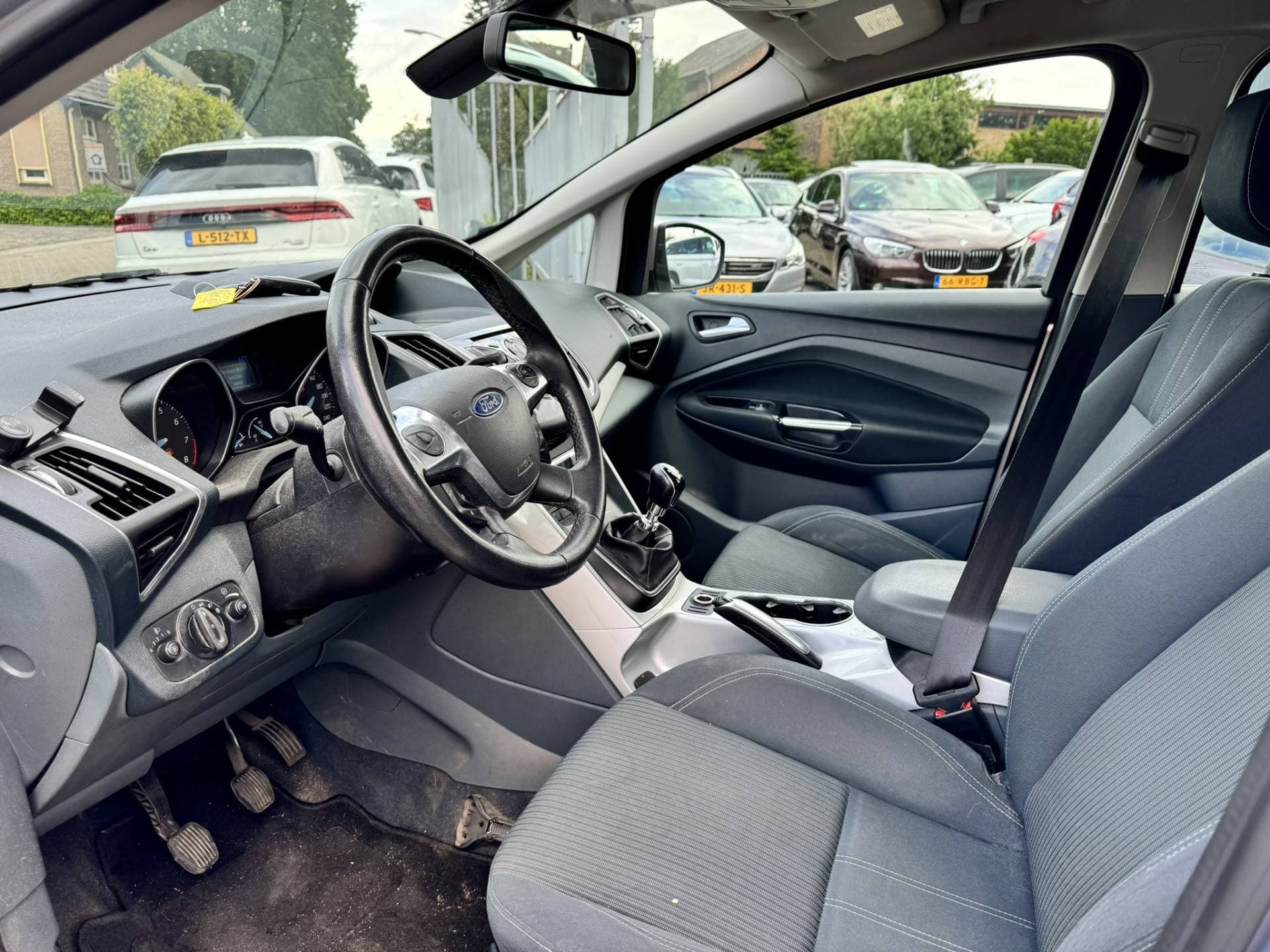 Ford C-MAX thumbnail 9