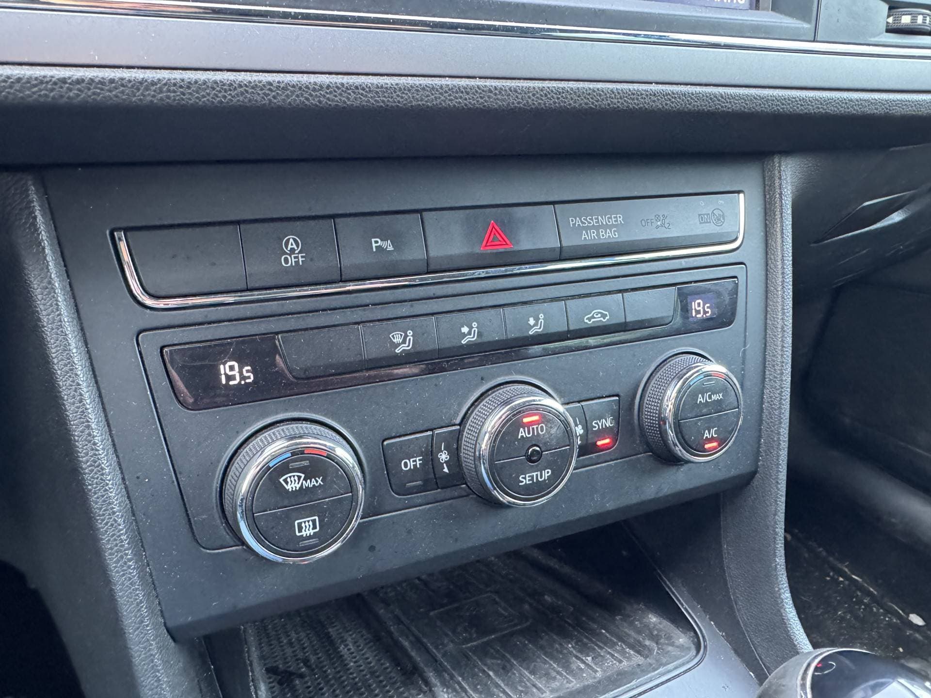 Seat Leon thumbnail 11