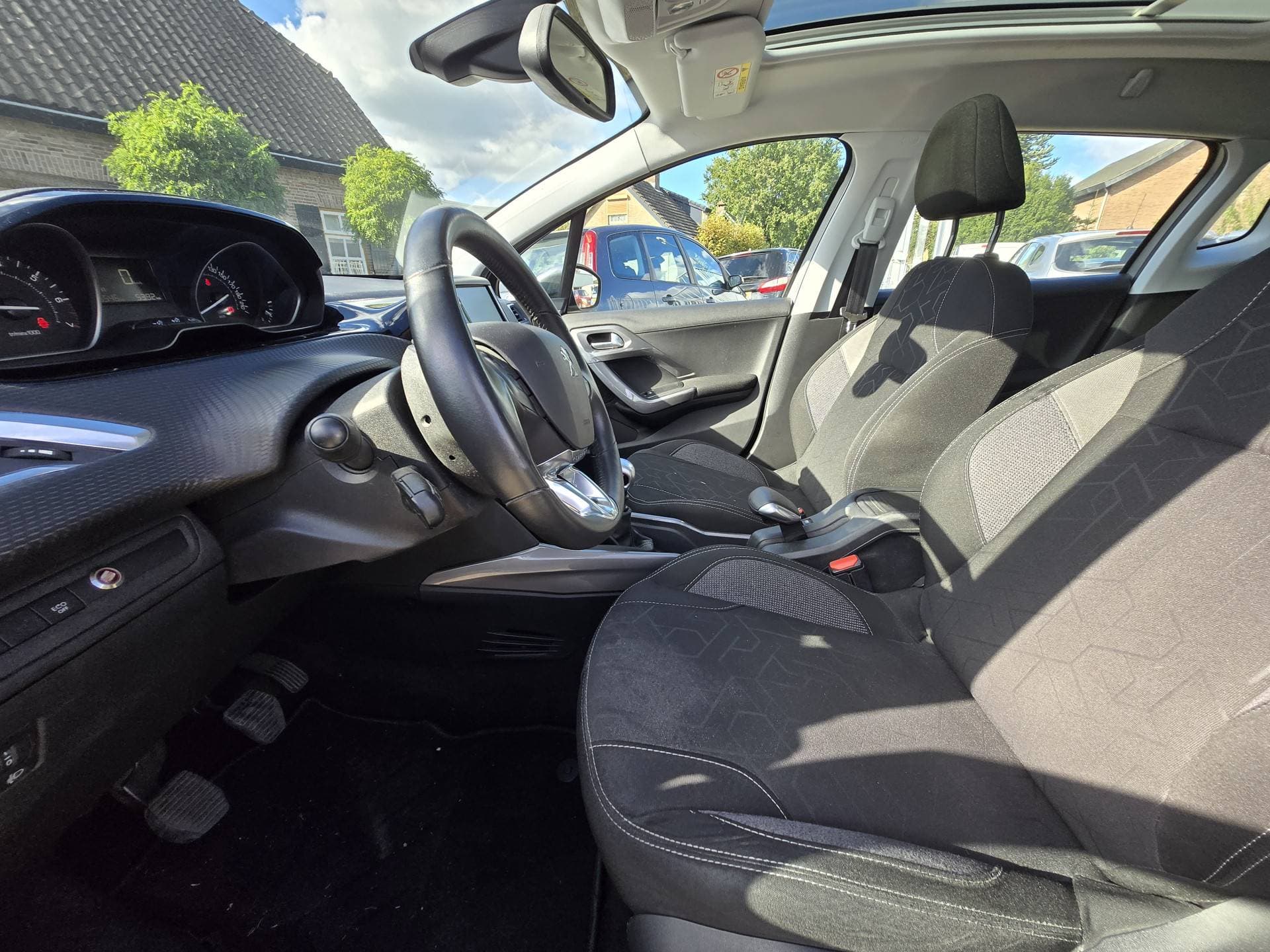 Peugeot 2008 thumbnail 13