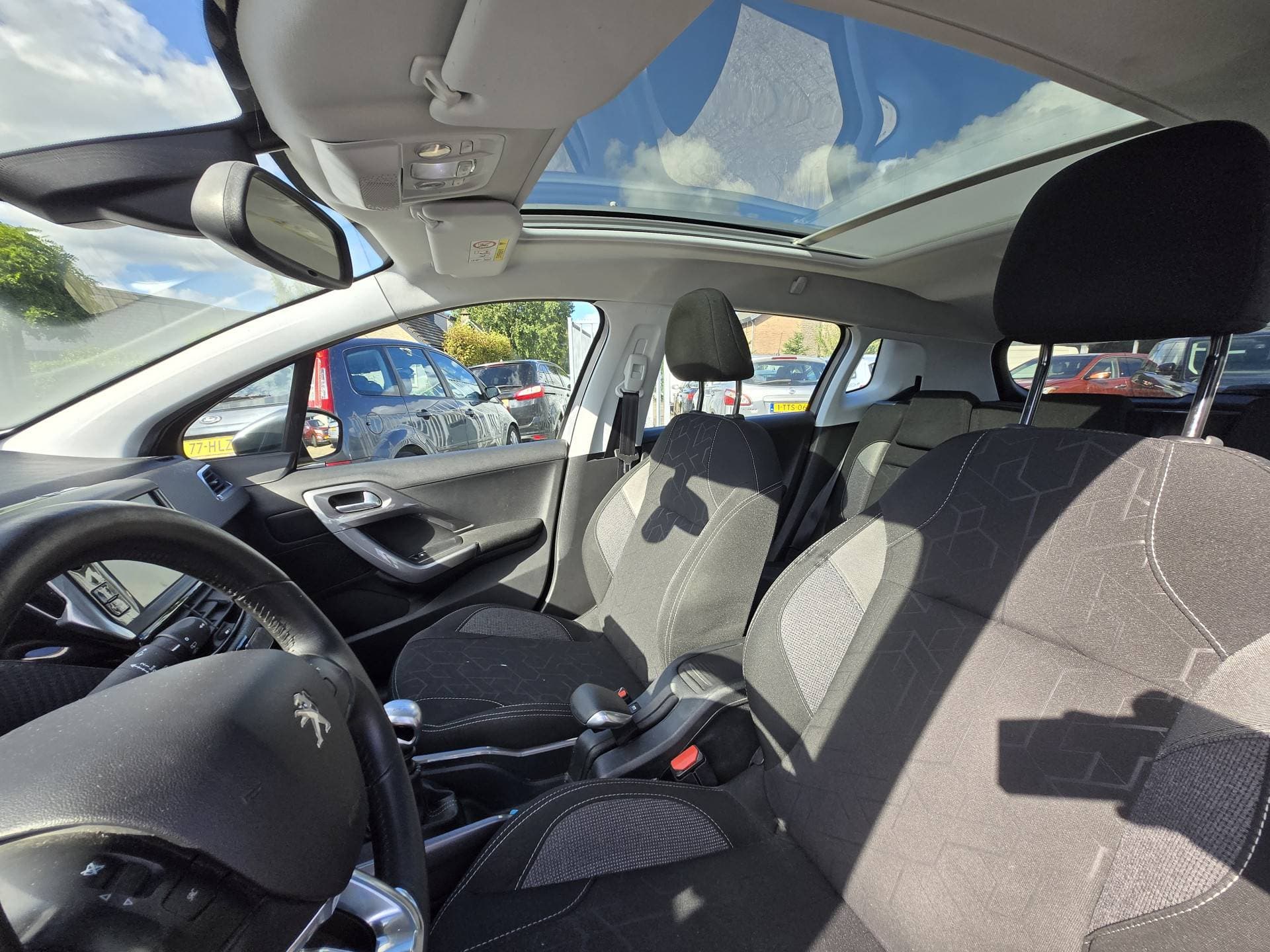 Peugeot 2008 thumbnail 14