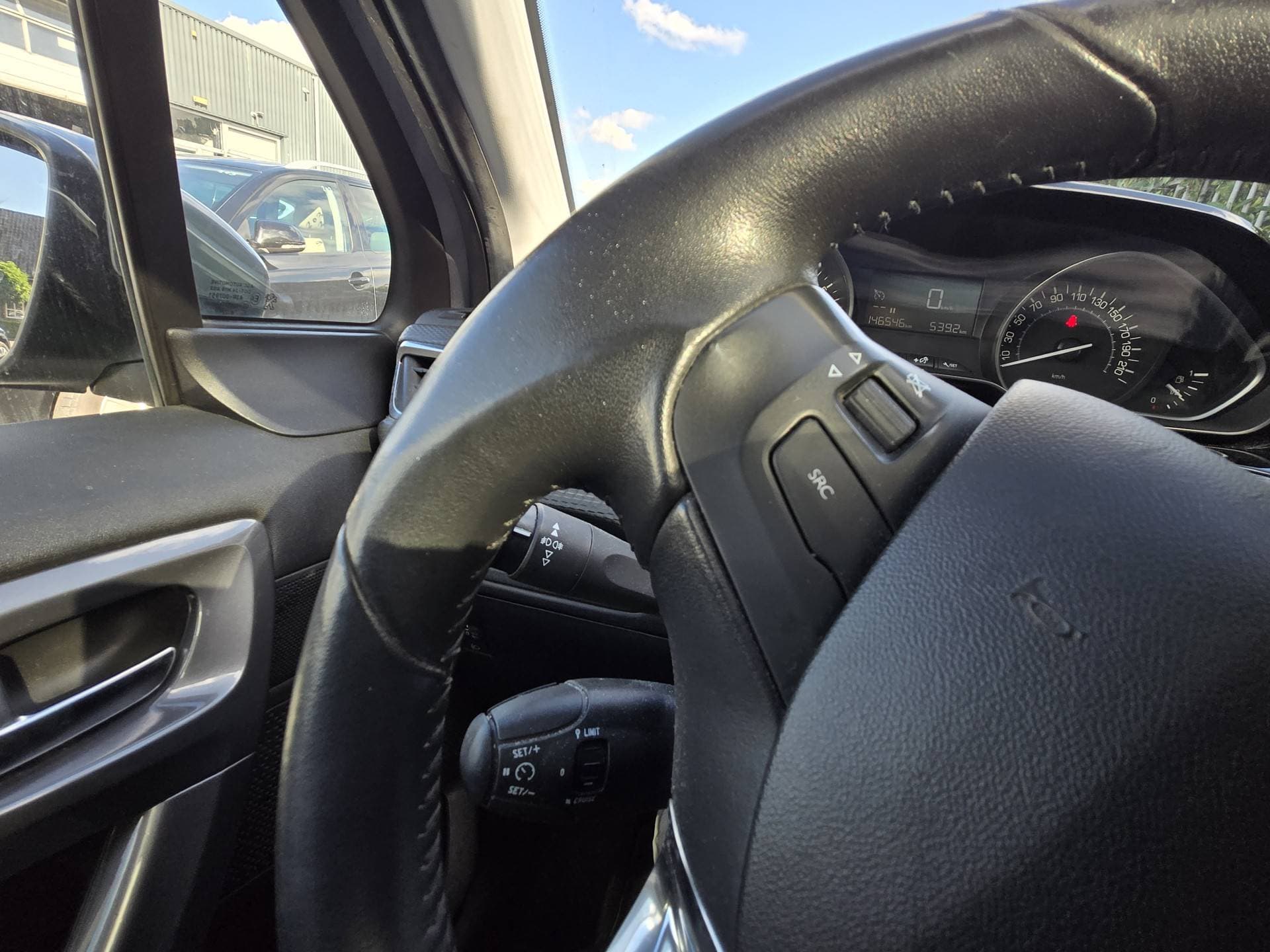 Peugeot 2008 thumbnail 17