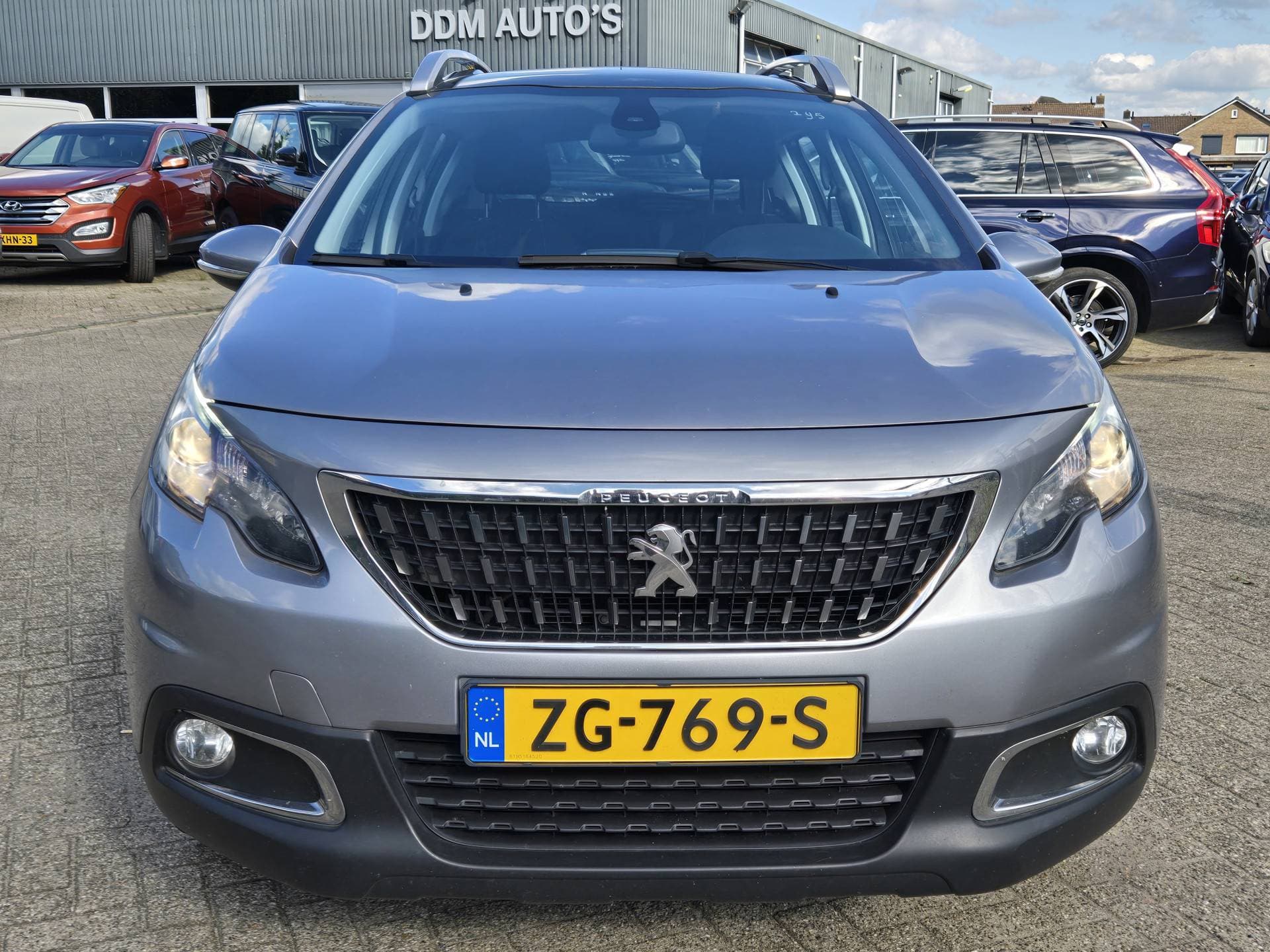 Peugeot 2008 thumbnail 3