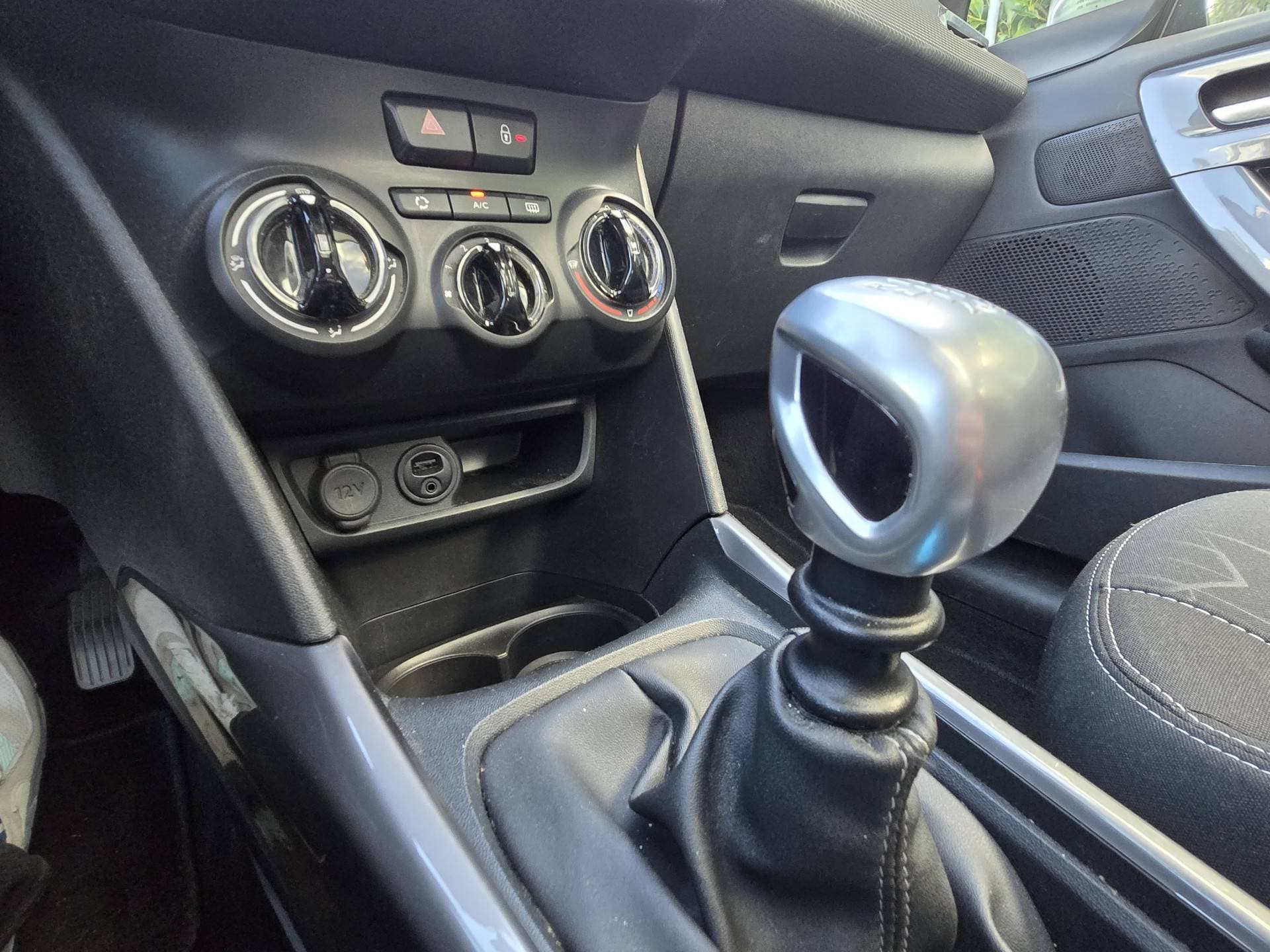 Peugeot 2008 thumbnail 21