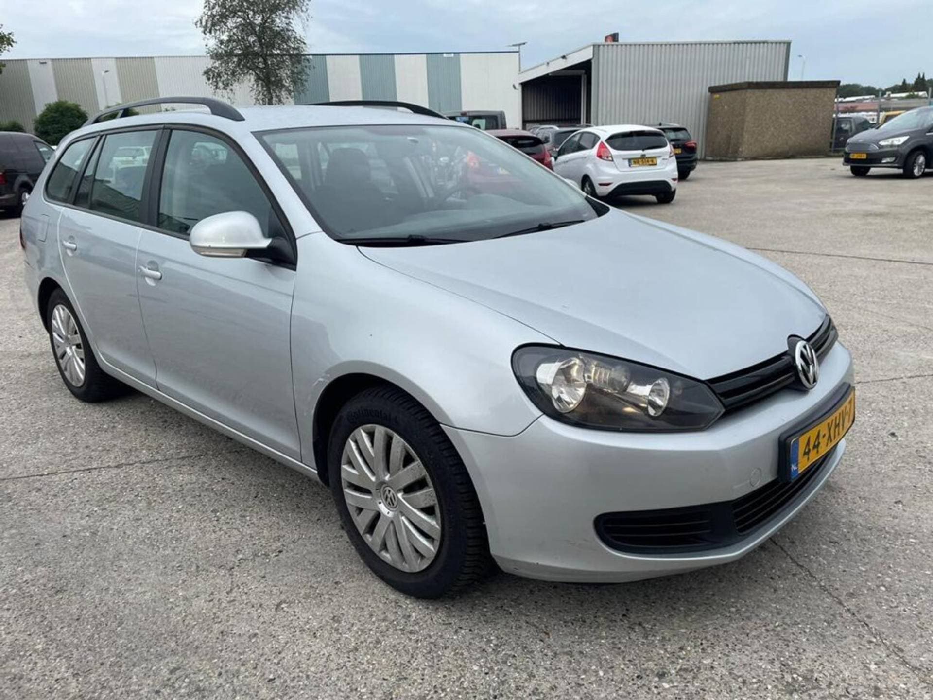 Volkswagen Golf thumbnail 8