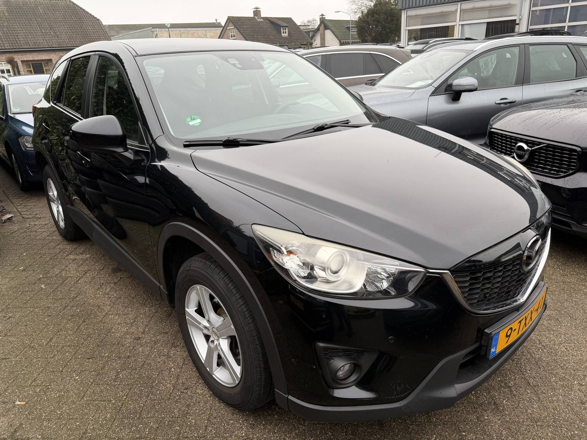 Mazda CX-5 thumbnail 3