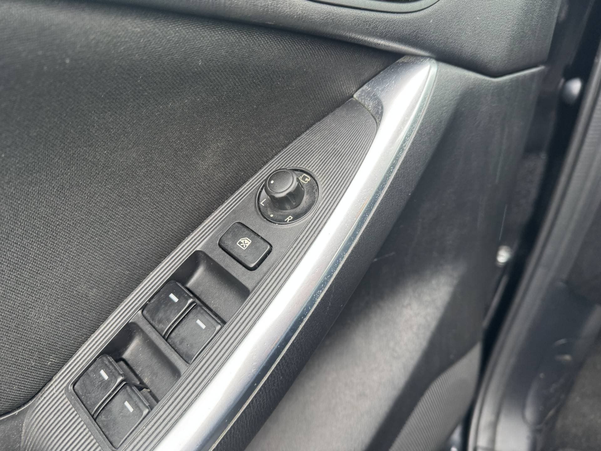 Mazda CX-5 thumbnail 5