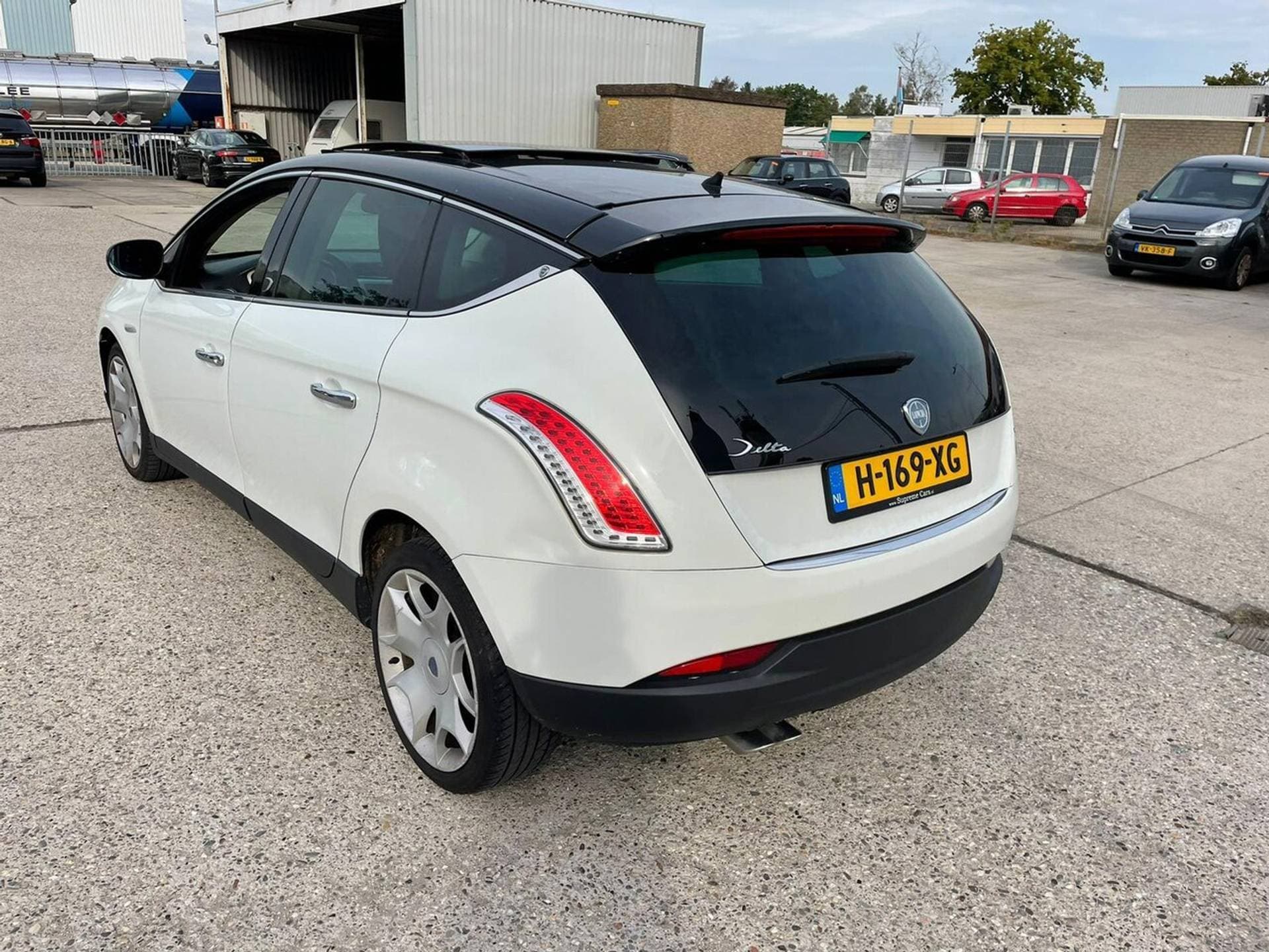 Lancia Delta thumbnail 4