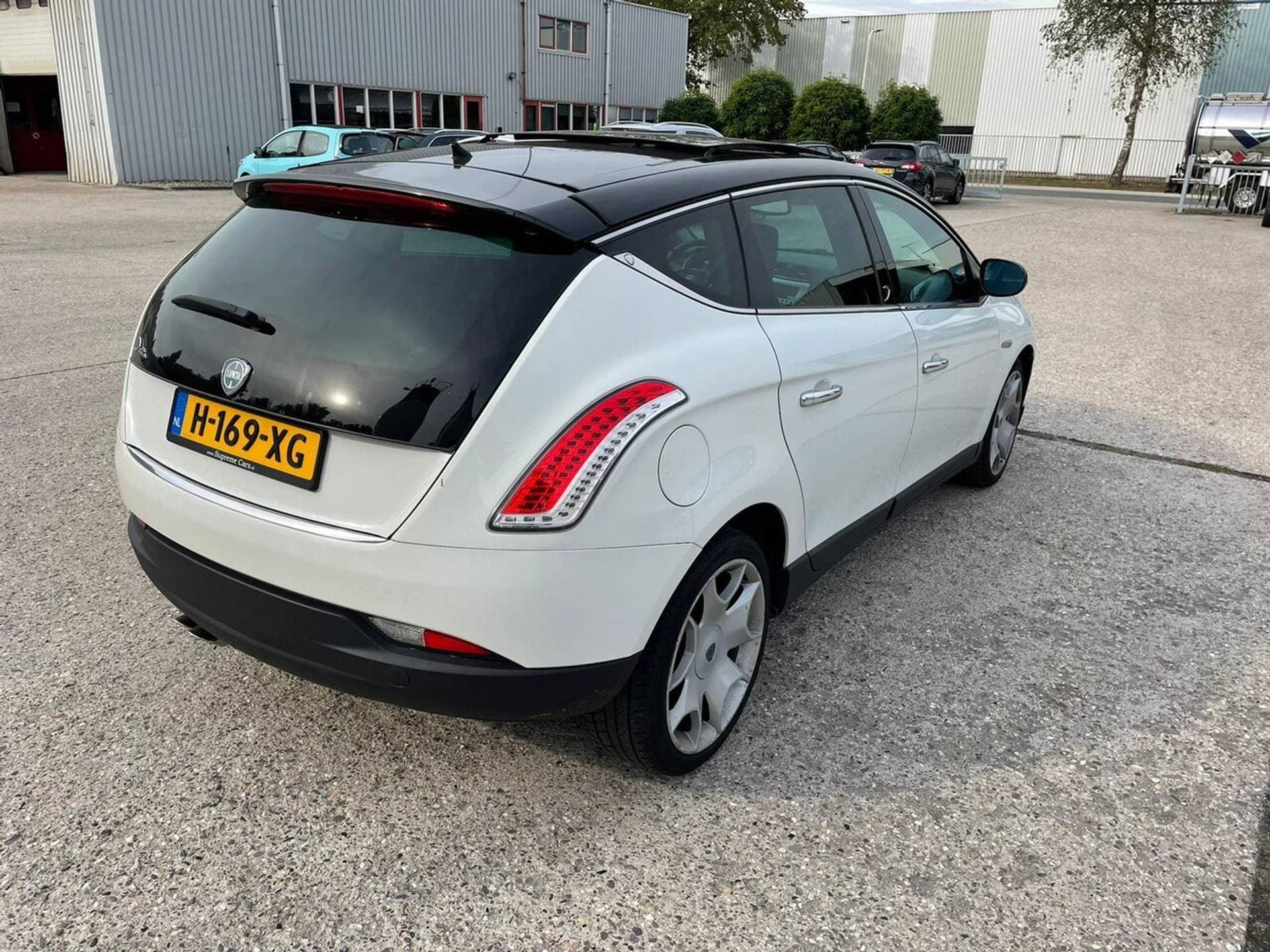 Lancia Delta thumbnail 6