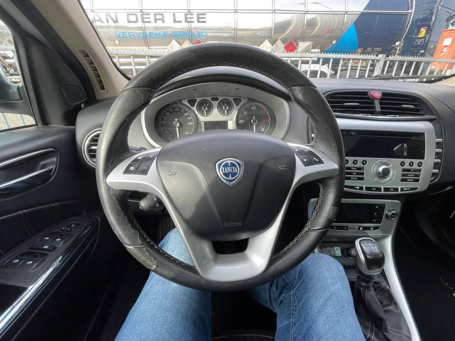 Lancia Delta thumbnail 8