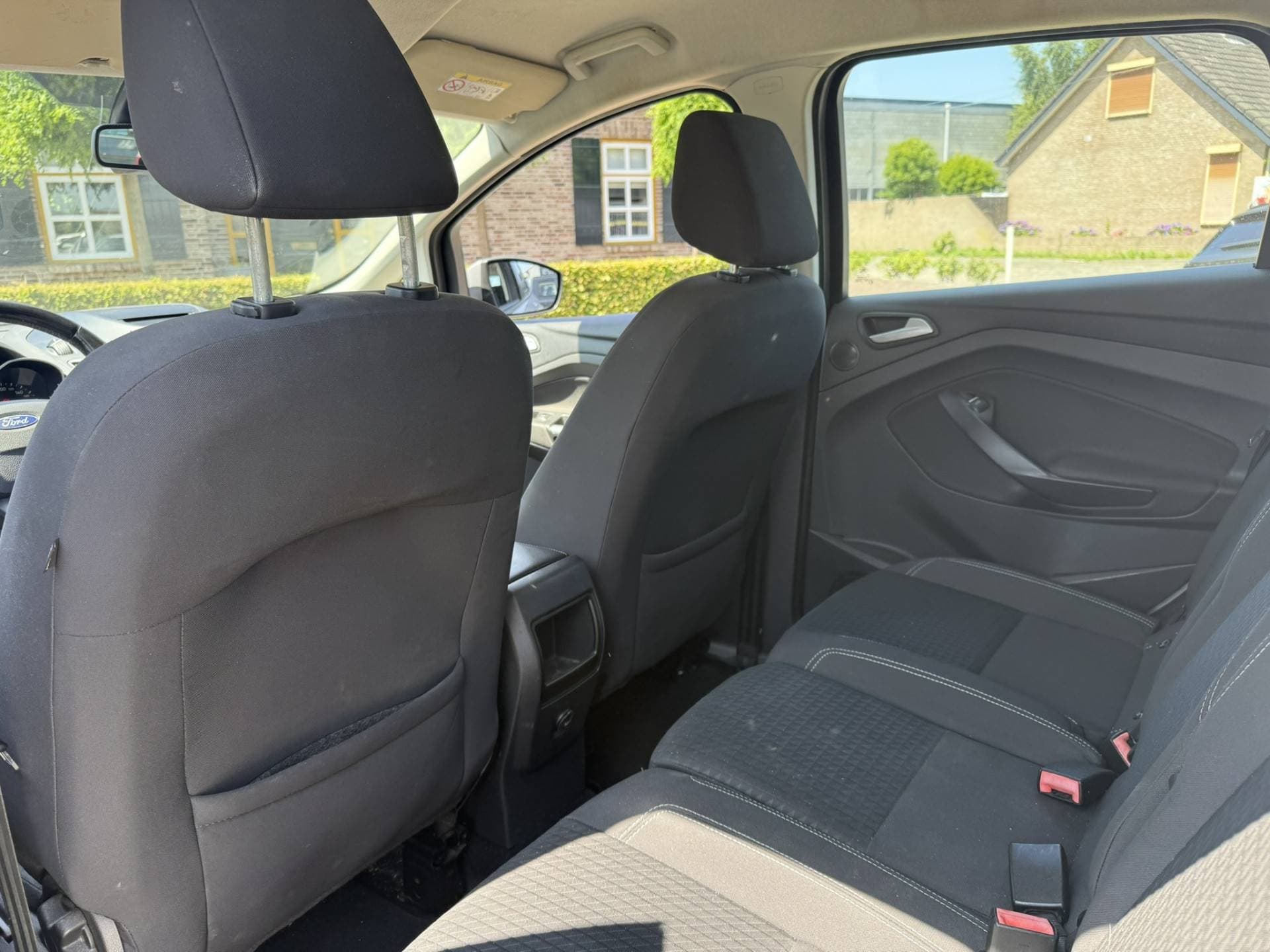 Ford C-MAX thumbnail 11