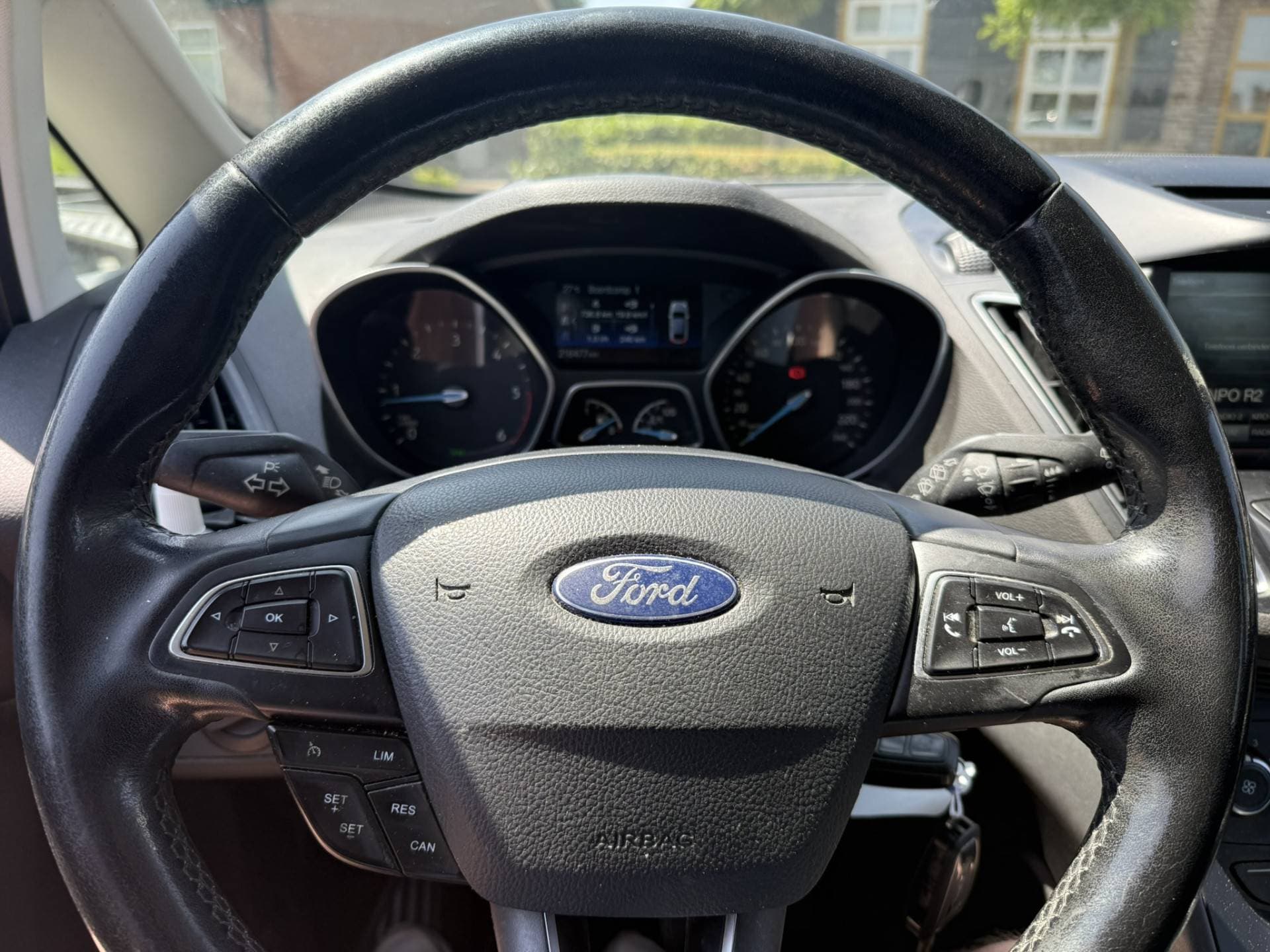 Ford C-MAX thumbnail 14