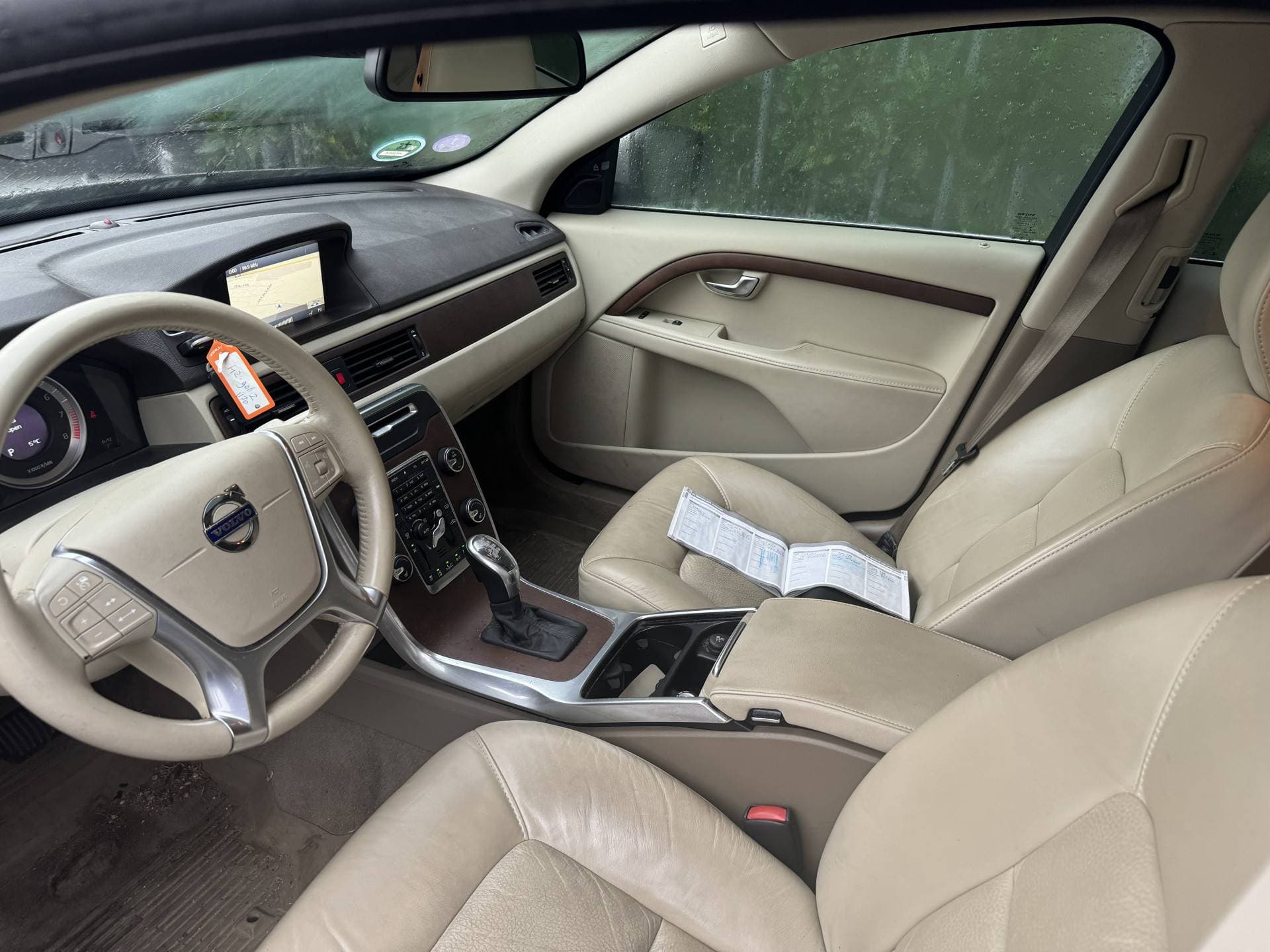 Volvo V70 thumbnail 4