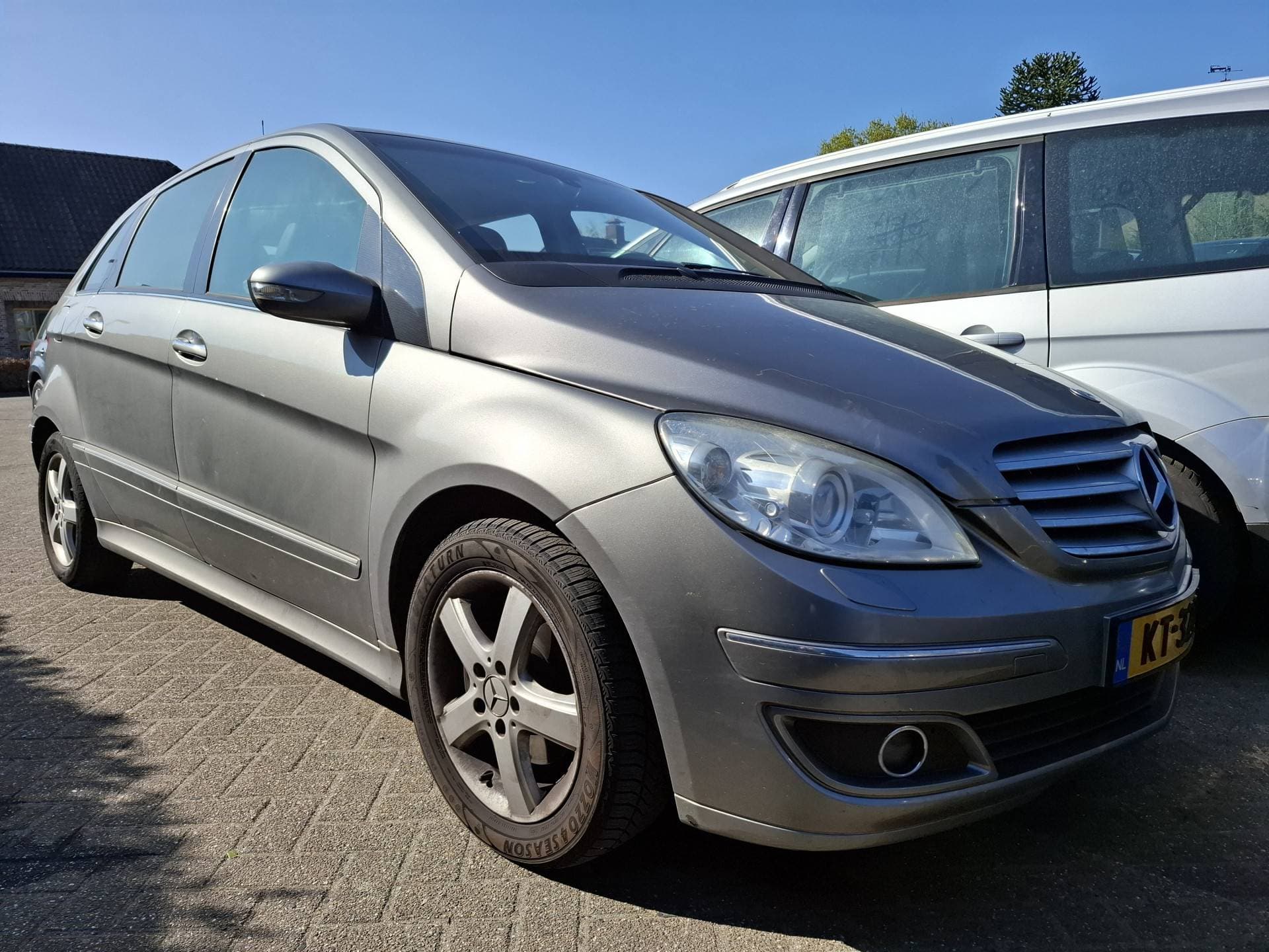 Mercedes-Benz B-Klasse thumbnail 2