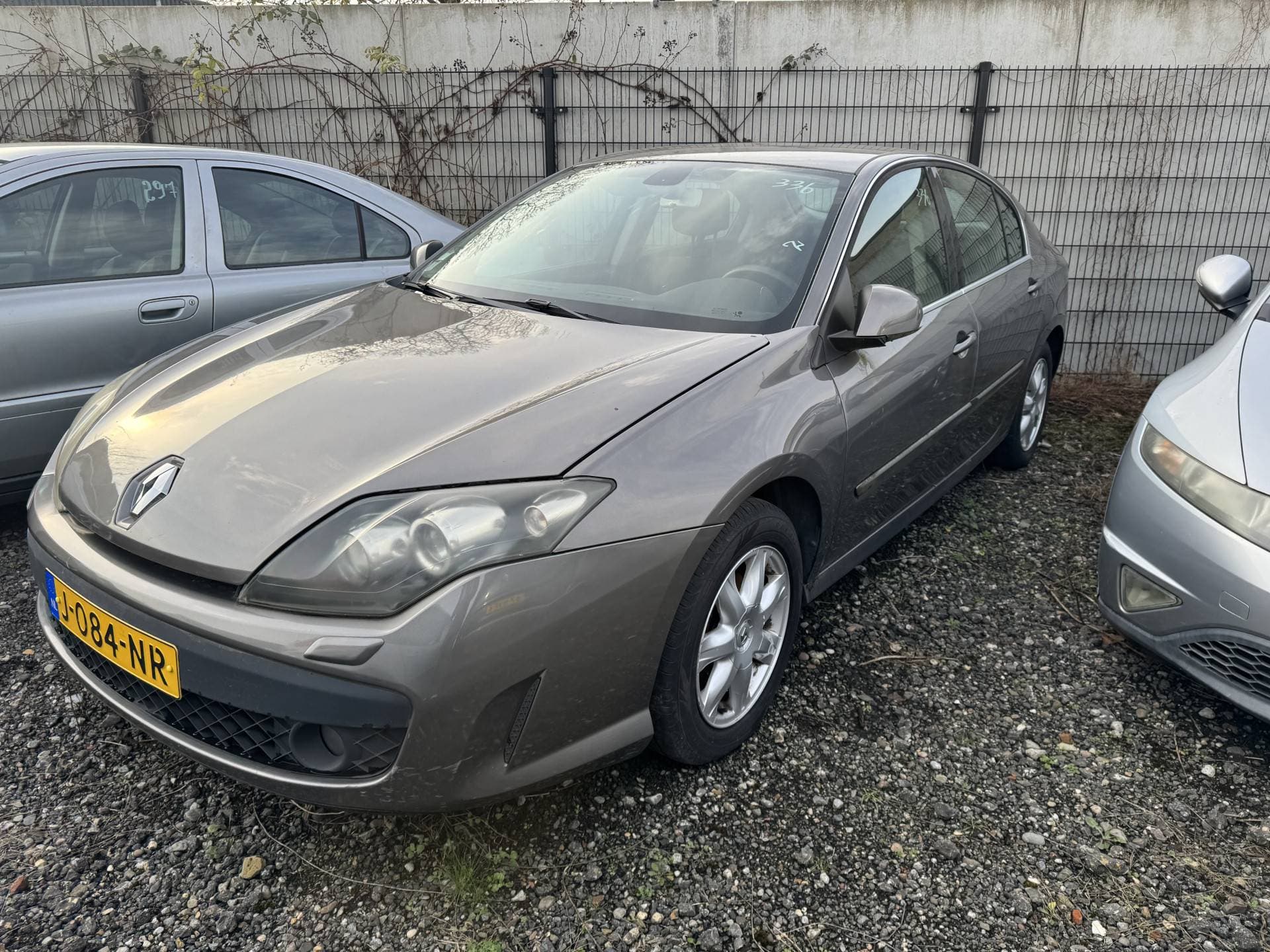 Renault Laguna thumbnail 2