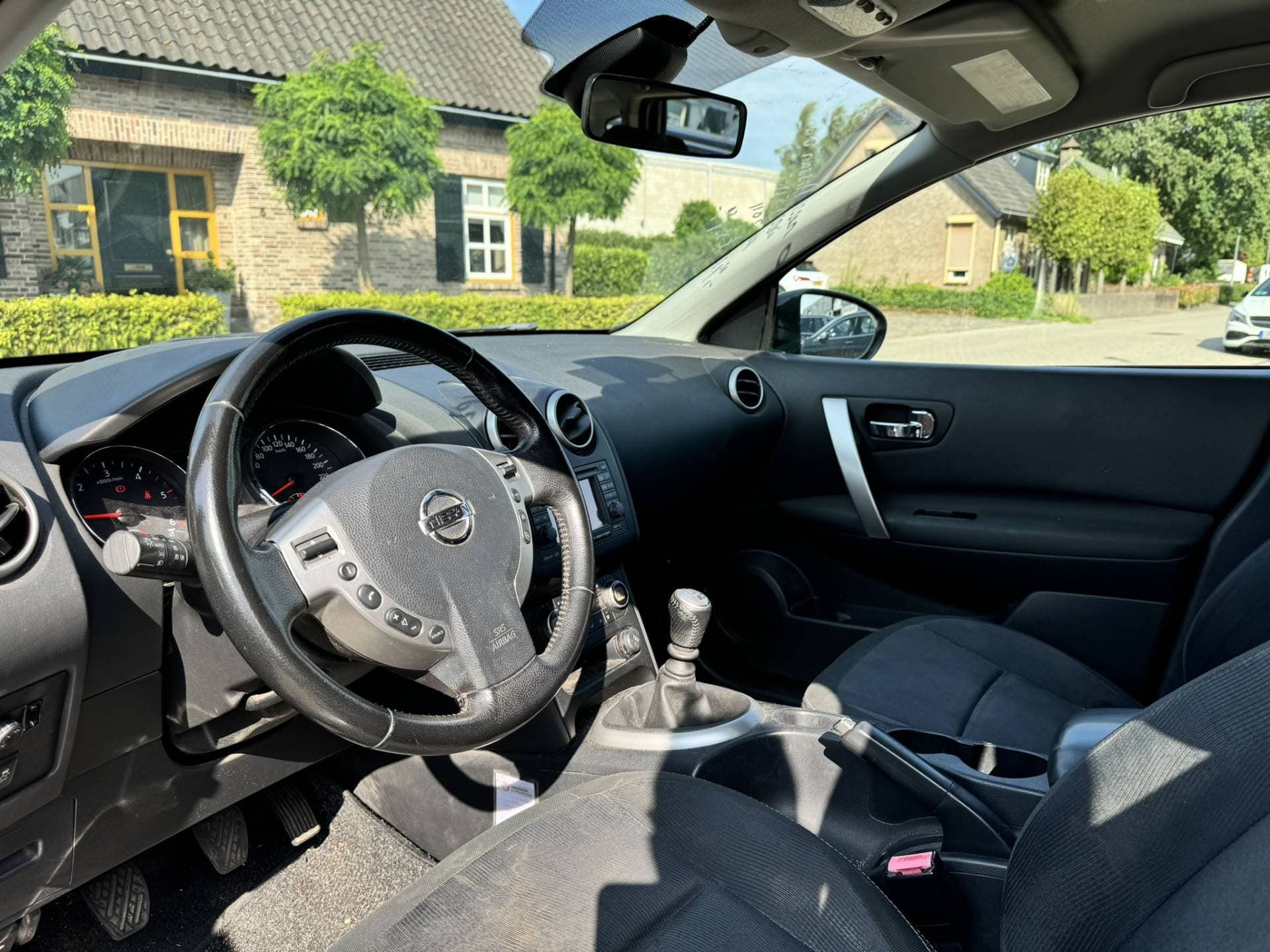 Nissan QASHQAI thumbnail 13