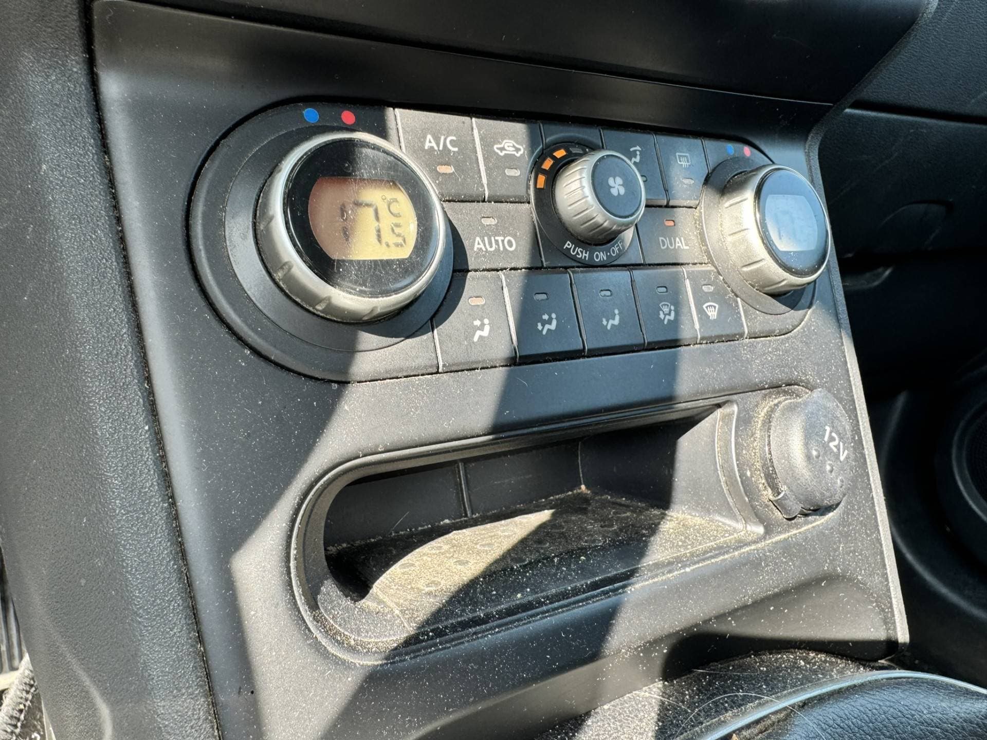 Nissan QASHQAI thumbnail 22