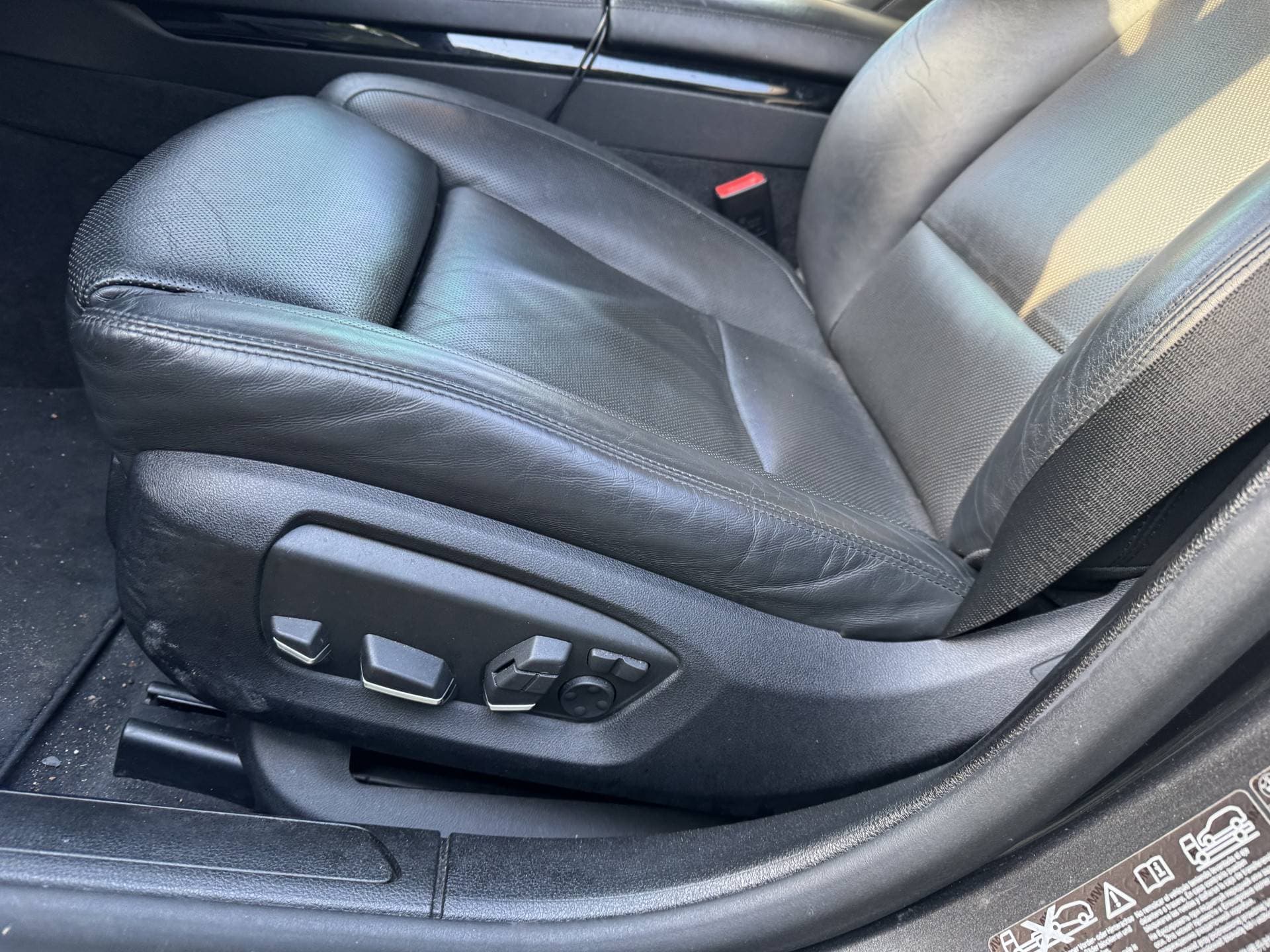 BMW 7 Serie 750d xDrive High Executive Automaat thumbnail 11