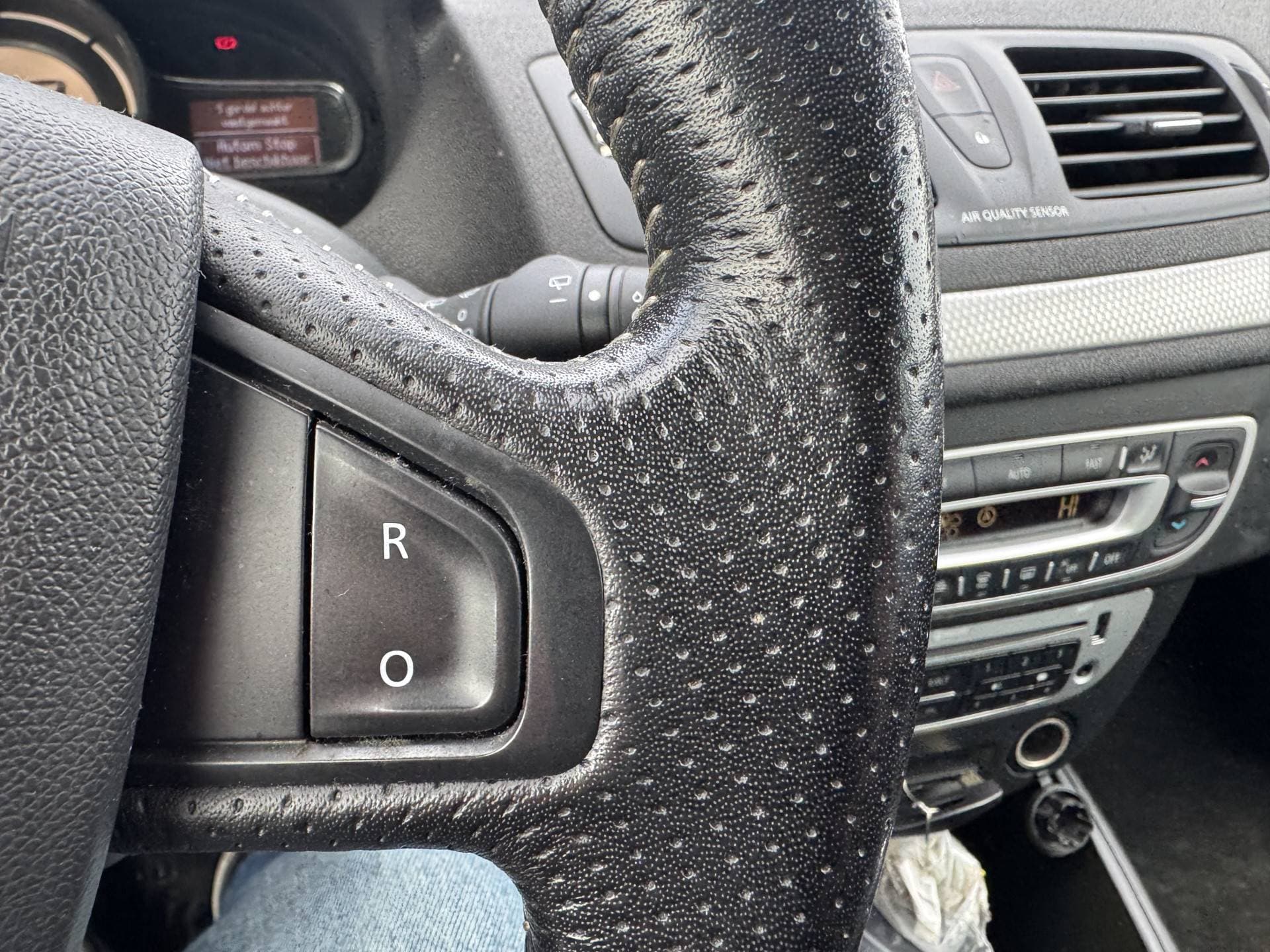 Renault Mégane Estate thumbnail 17