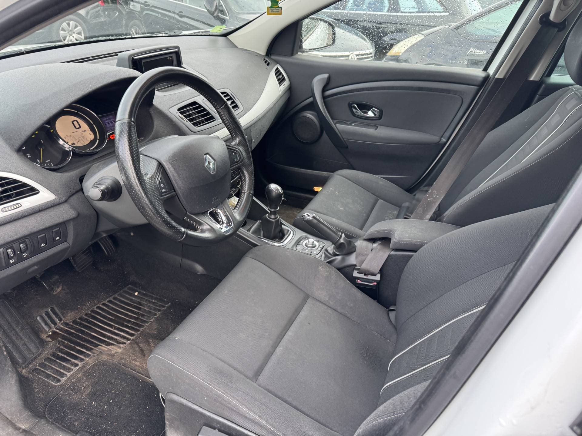 Renault Mégane Estate thumbnail 8