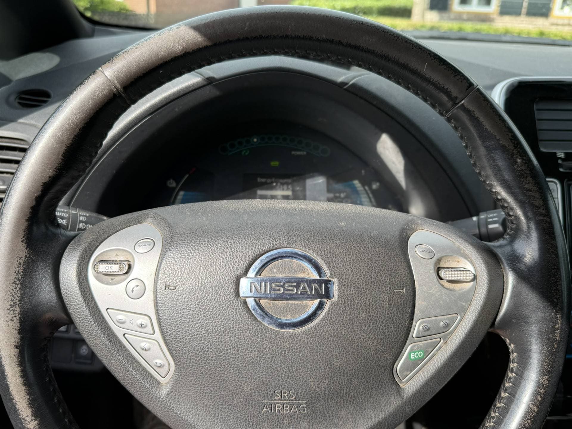 Nissan Leaf thumbnail 15