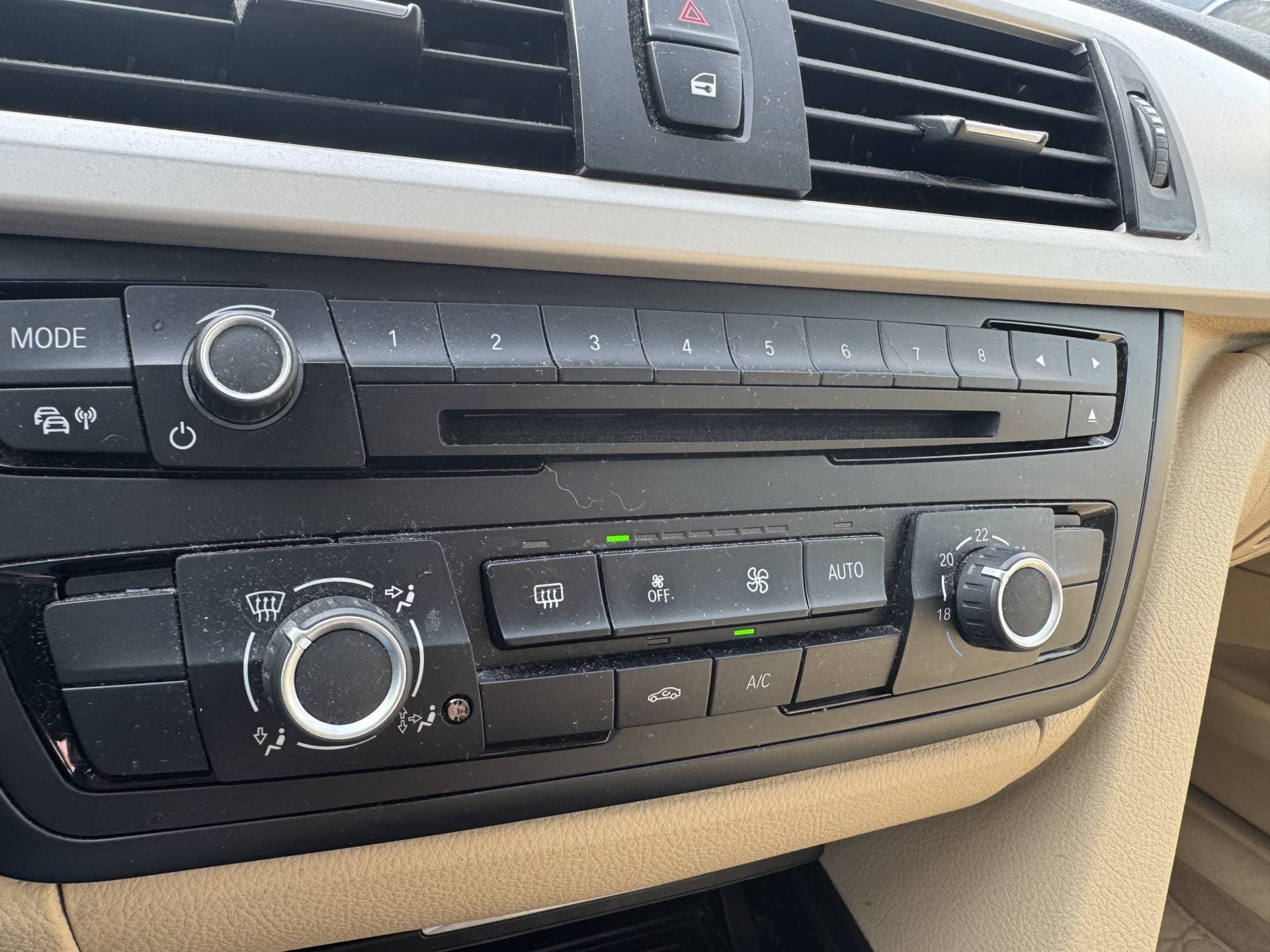 BMW 3 Serie Gran Turismo 320d Executive thumbnail 14