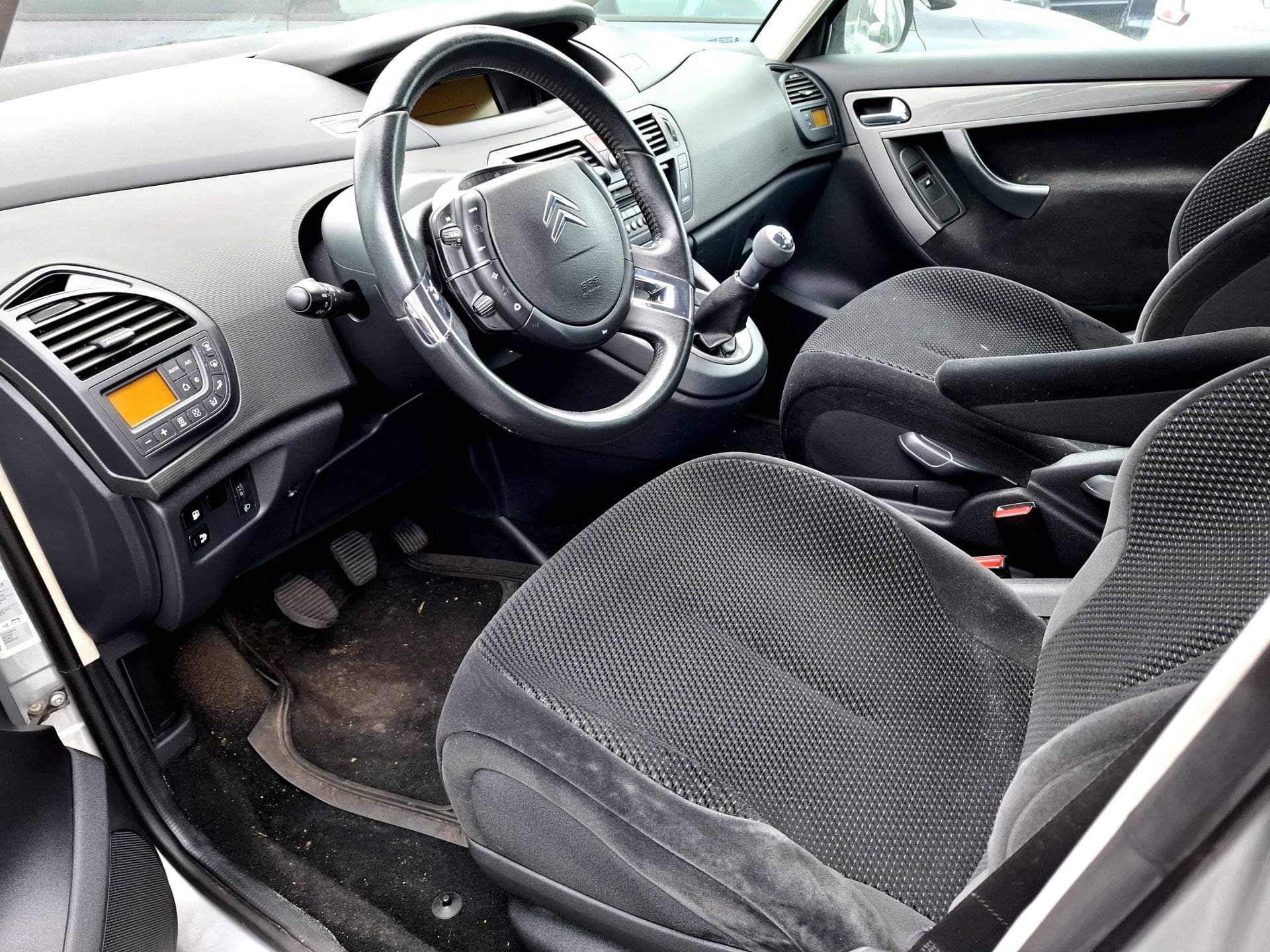 Citroen C4 Picasso thumbnail 9