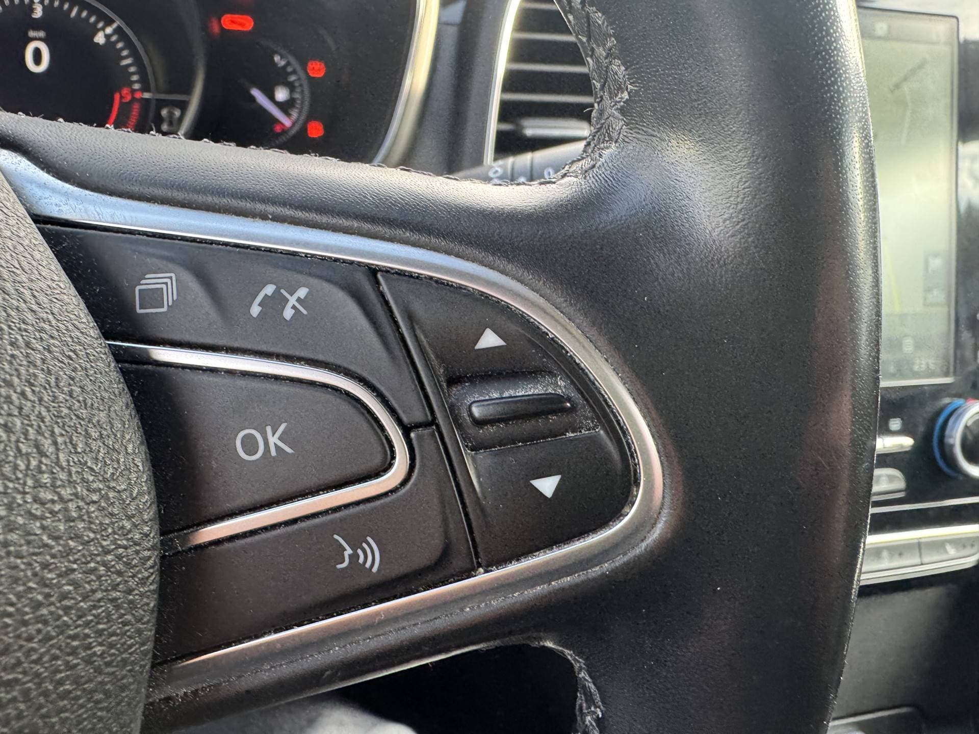 Renault Talisman Estate 1.7 Blue dCi S-Edition thumbnail 11