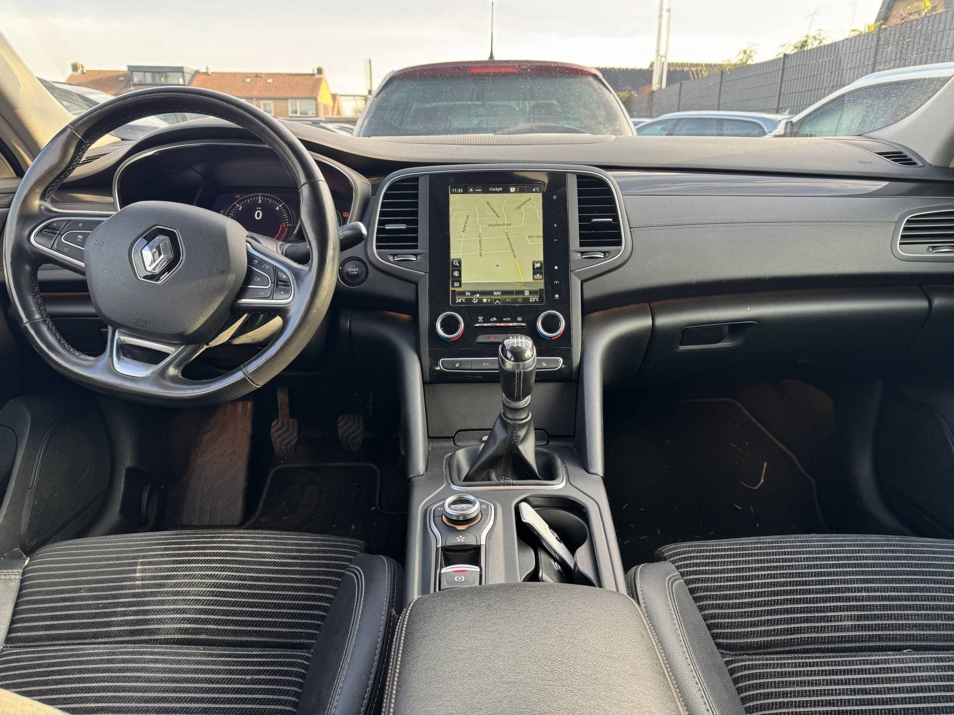 Renault Talisman Estate 1.7 Blue dCi S-Edition thumbnail 18