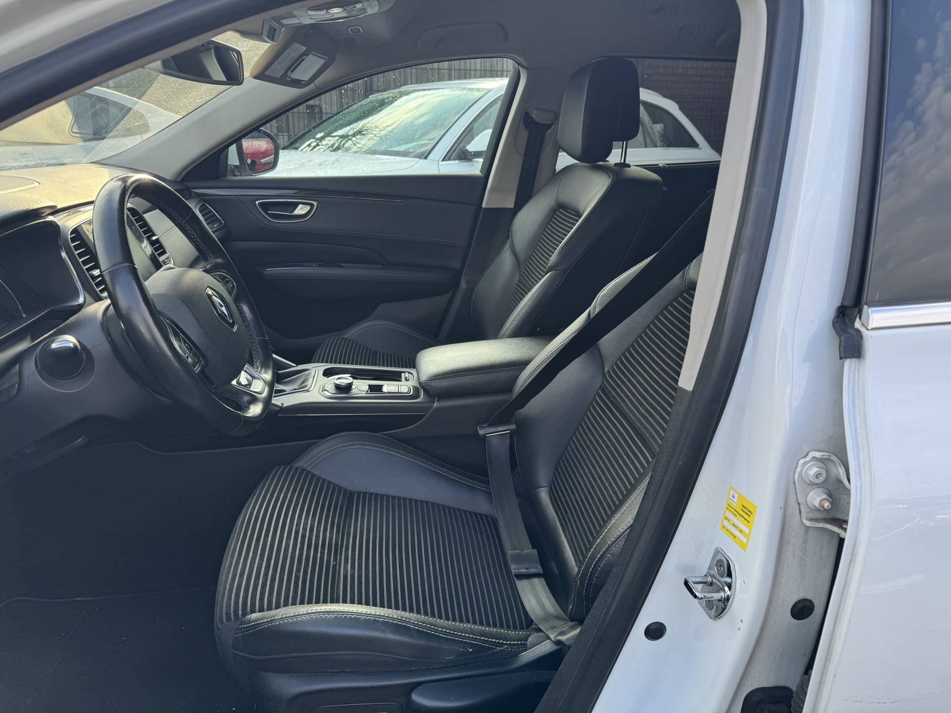 Renault Talisman Estate 1.7 Blue dCi S-Edition thumbnail 7