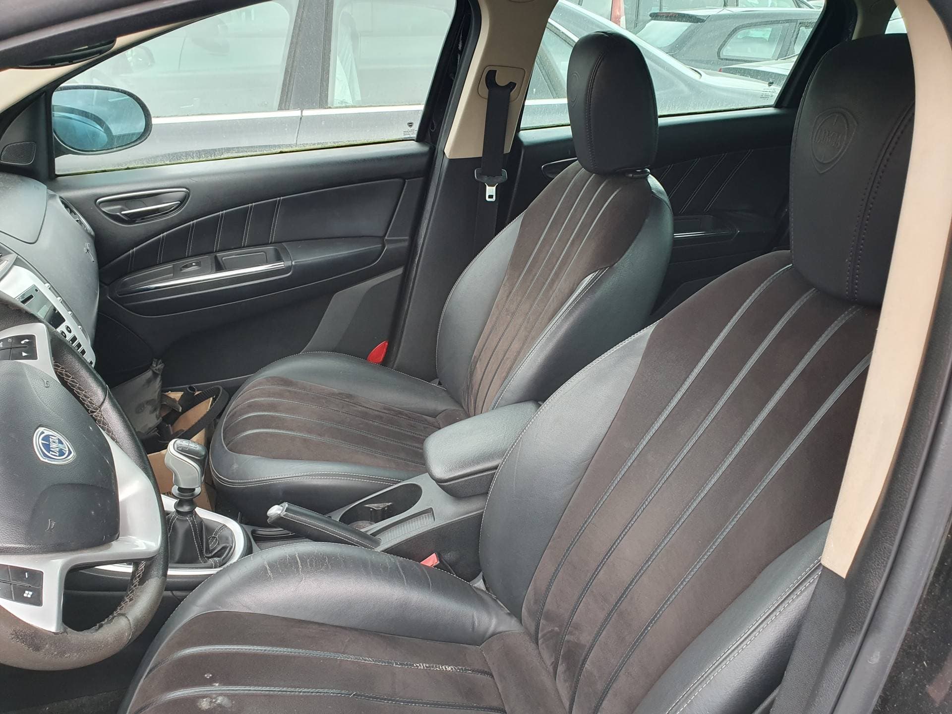 Lancia Delta thumbnail 9