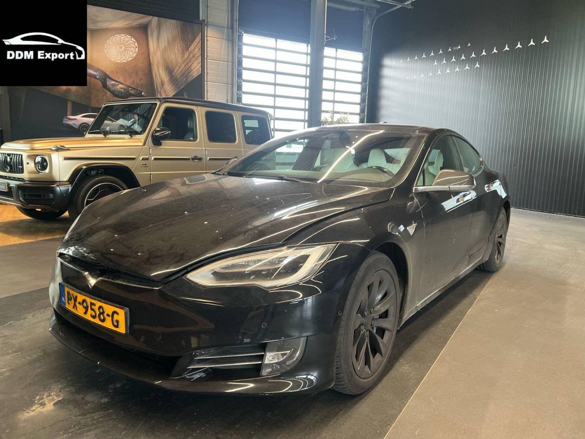 Tesla Model S 75 Base