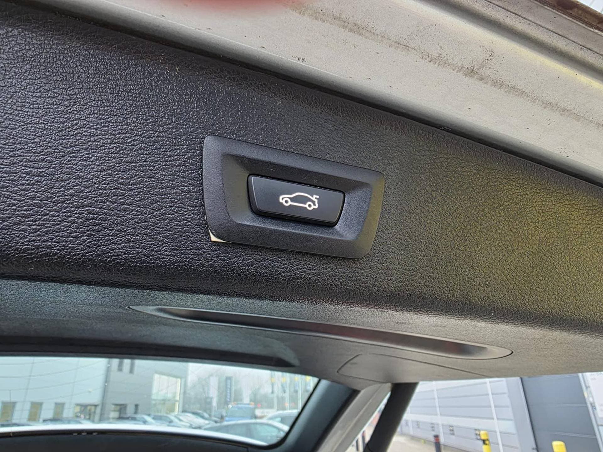 BMW X3 xDrive28i High Executive thumbnail 12