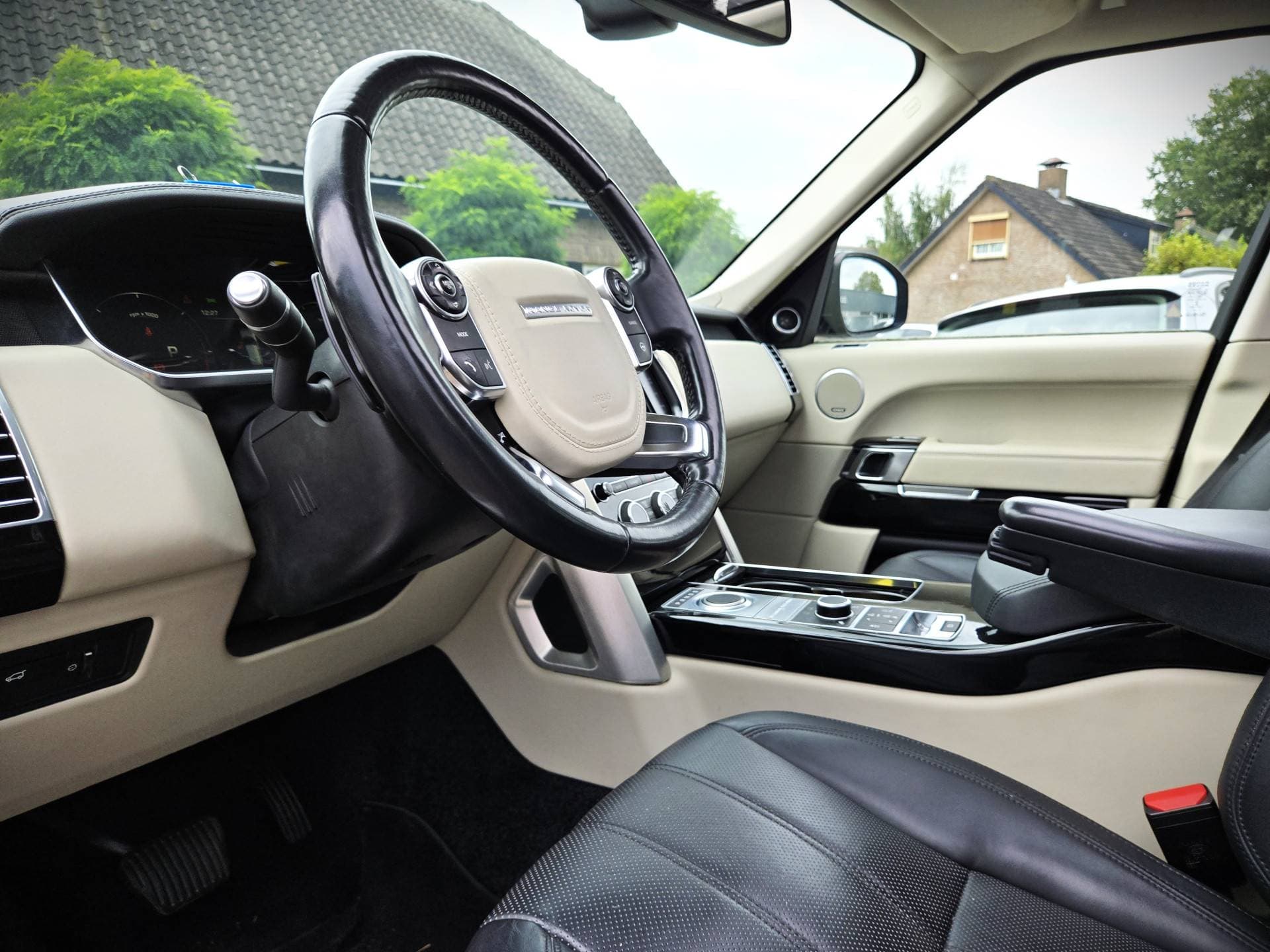 Land Rover Range Rover thumbnail 26