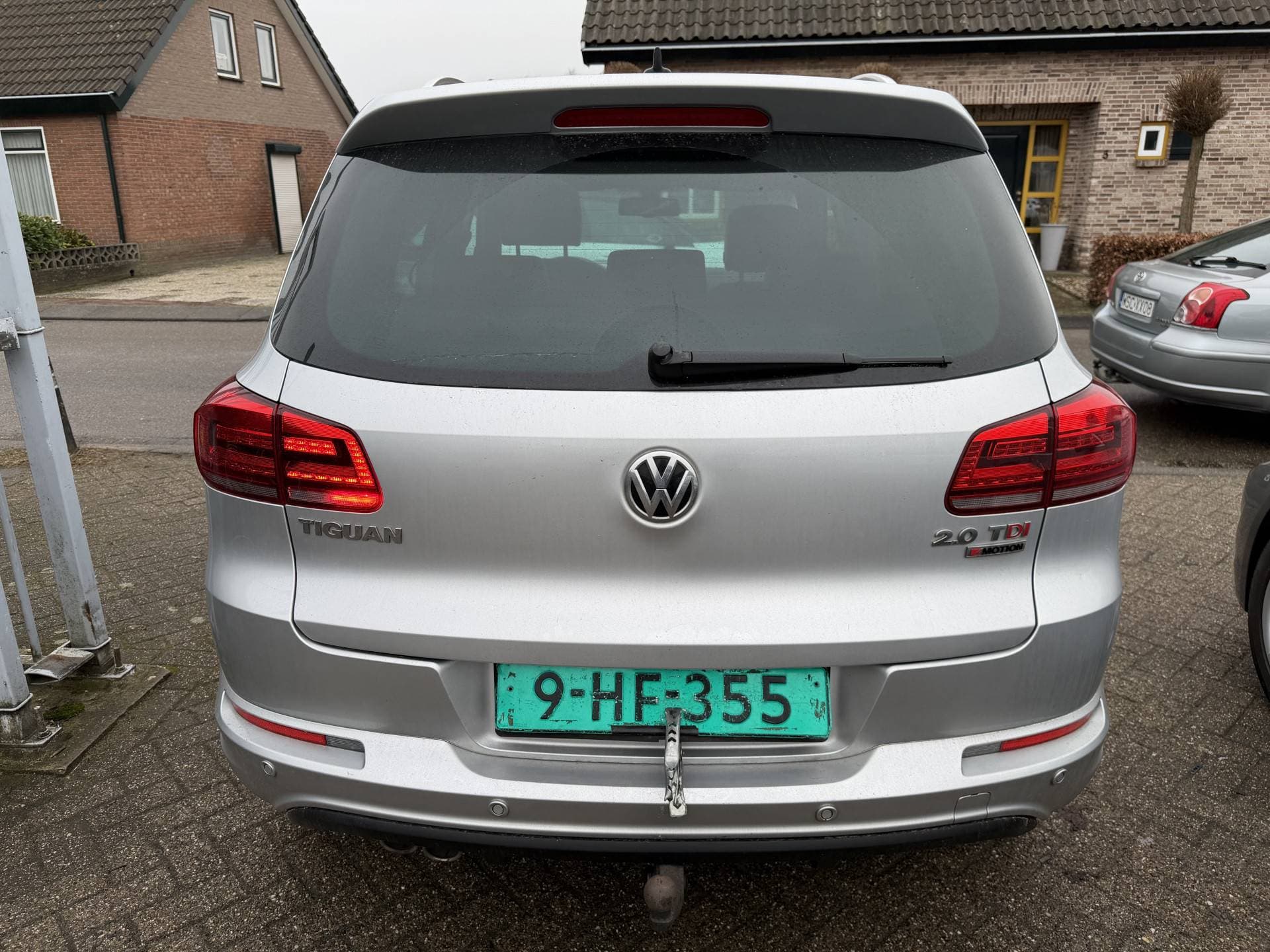 Volkswagen Tiguan 2.0 TDI R-Line Edition 4Motion DSG thumbnail 6