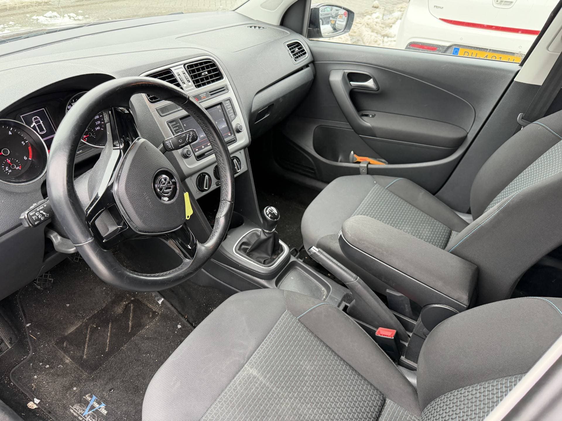 Volkswagen Polo thumbnail 10