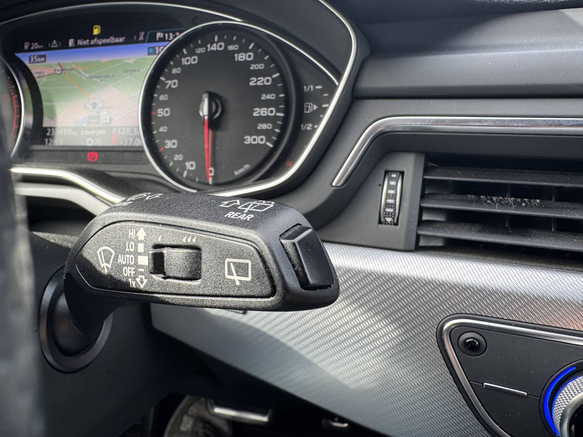 Audi A4 Avant 35 TDI Pro Line Automaat thumbnail 16