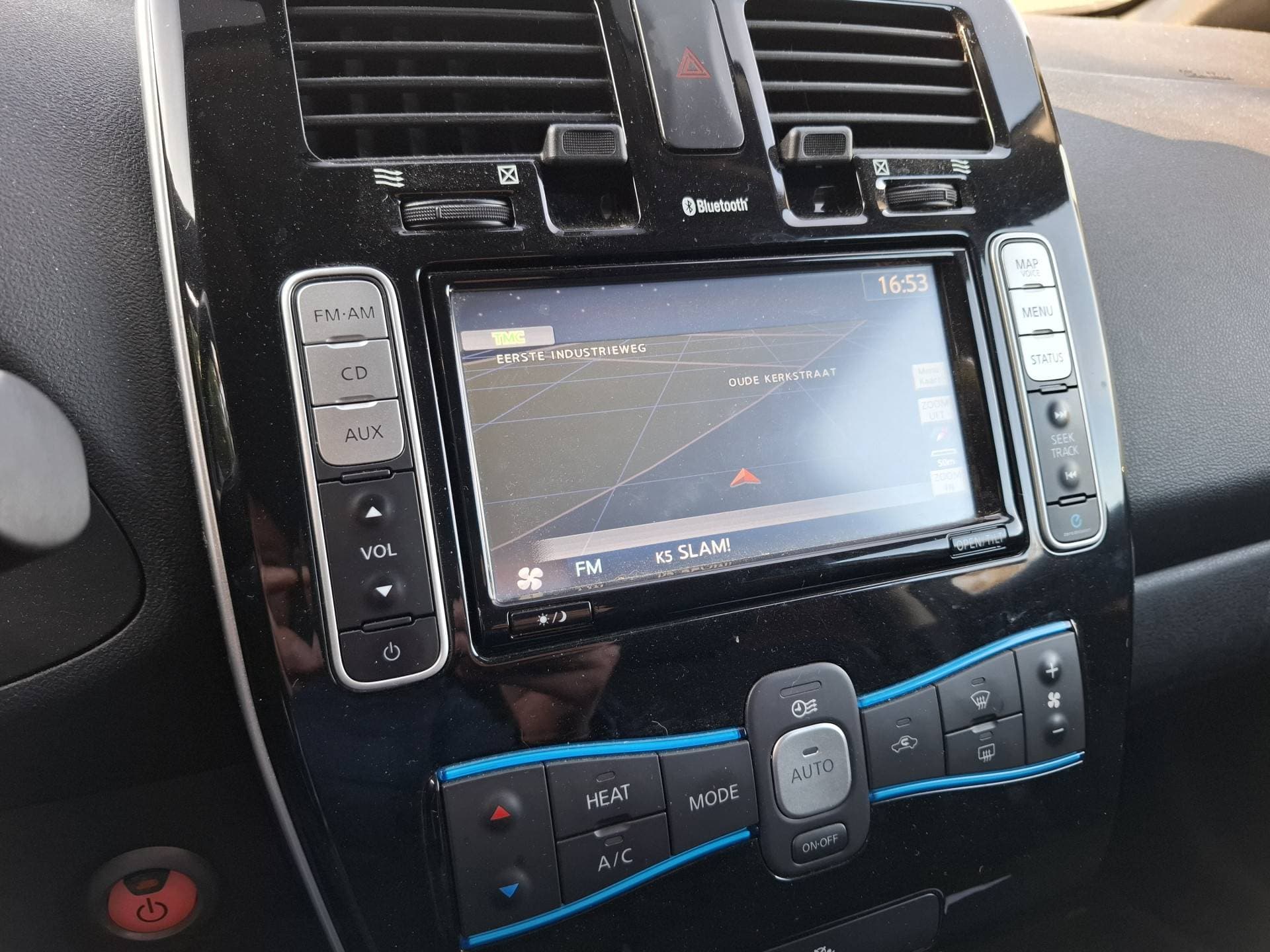 Nissan Leaf thumbnail 7