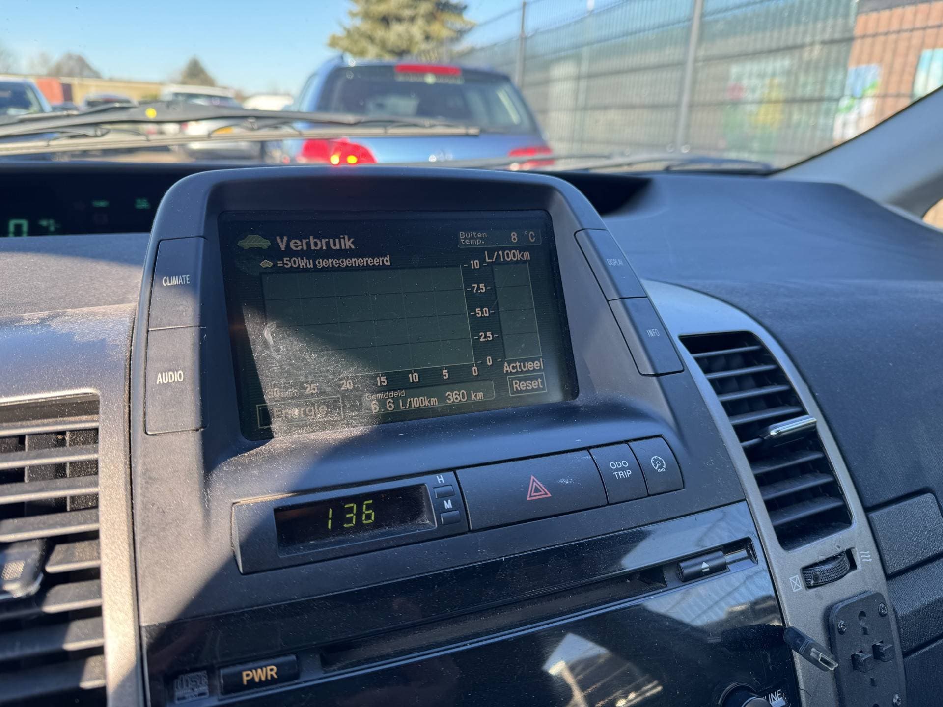 Toyota Prius thumbnail 13