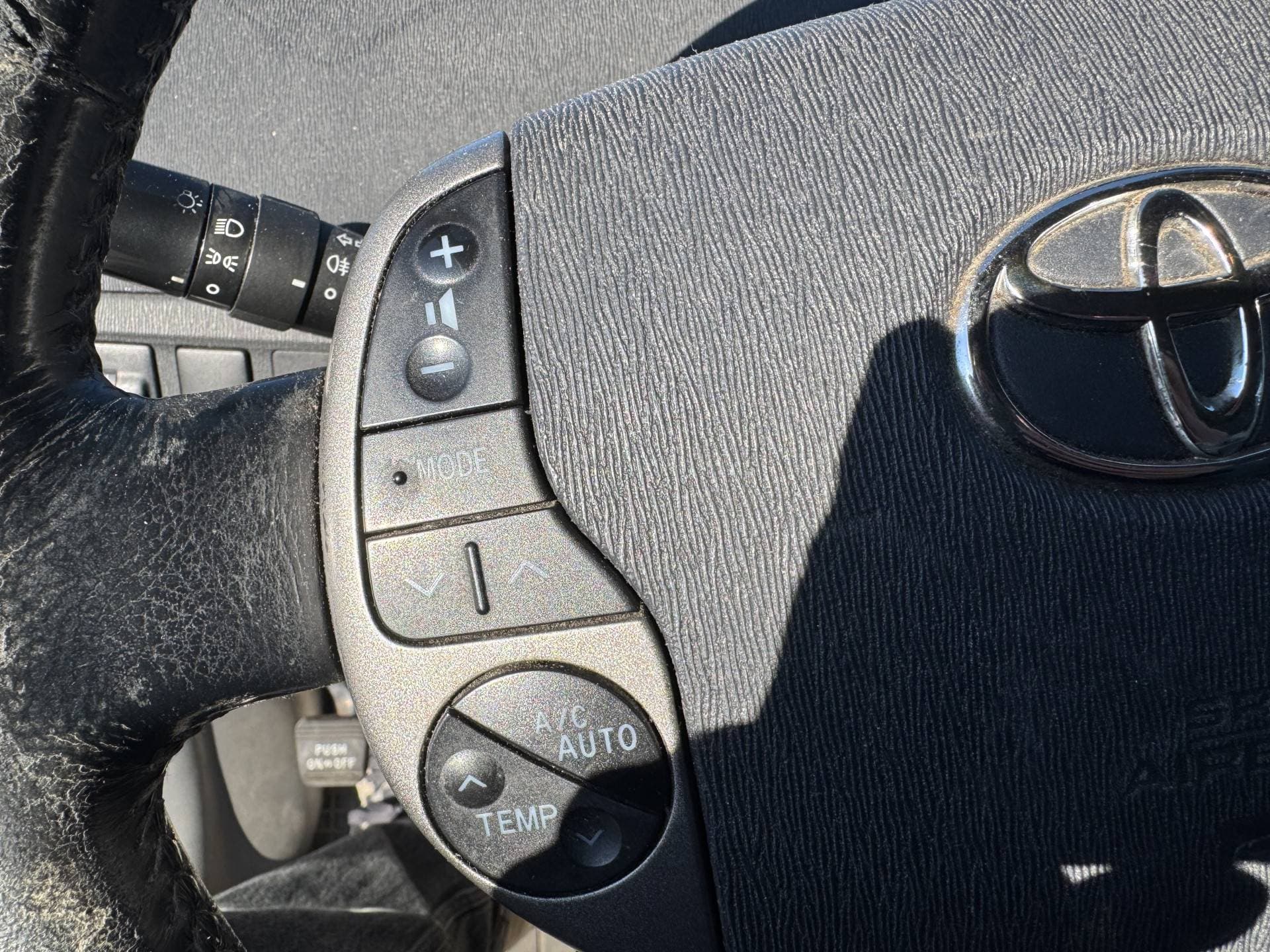 Toyota Prius thumbnail 10