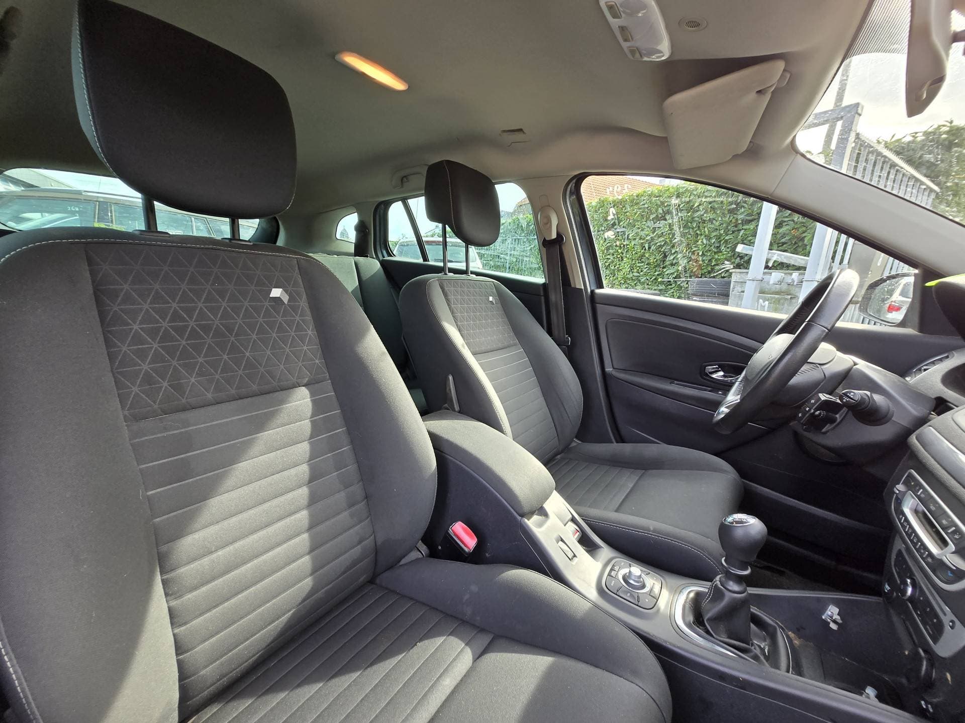 Renault Mégane Estate thumbnail 11