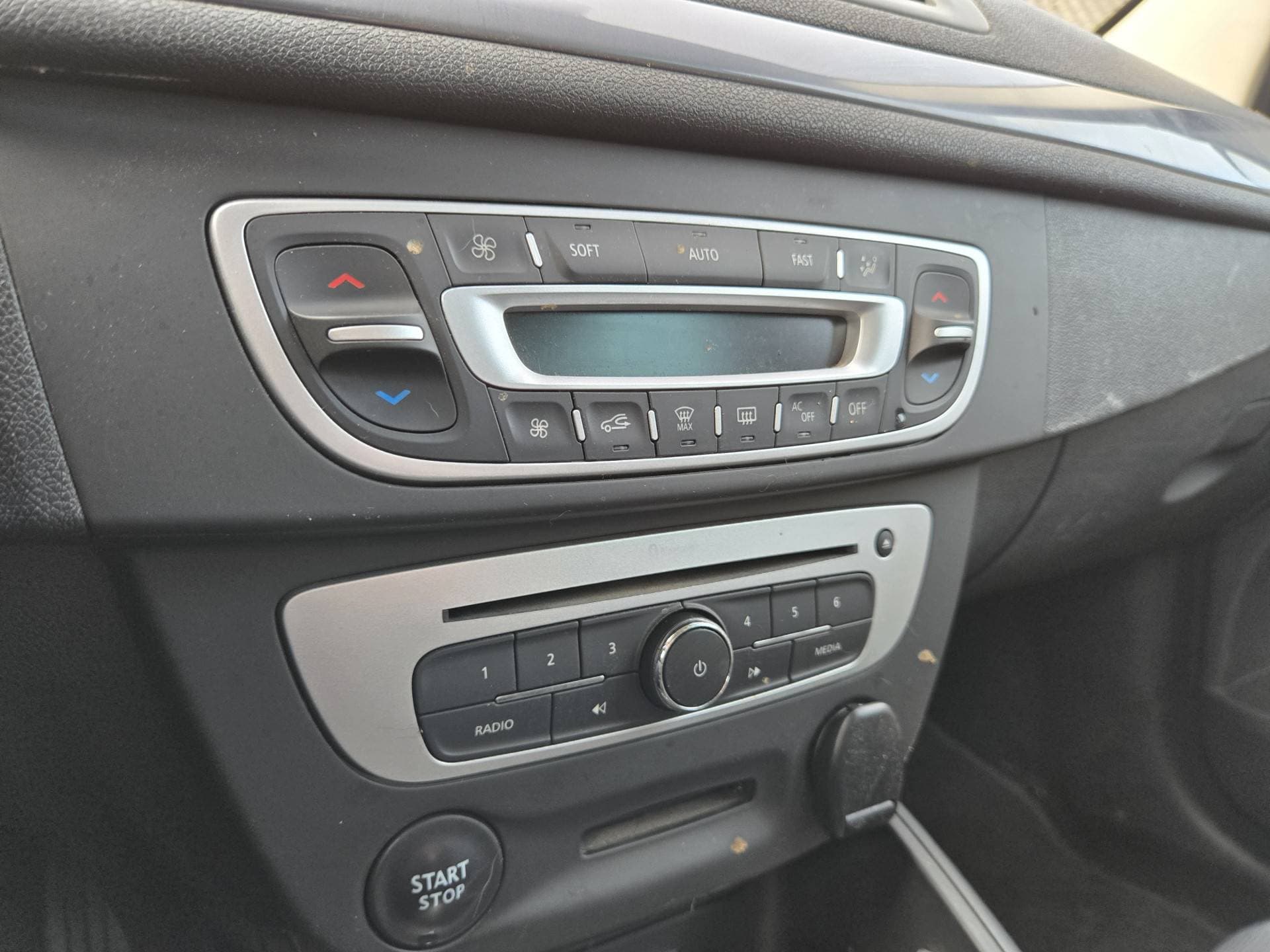 Renault Mégane Estate thumbnail 20