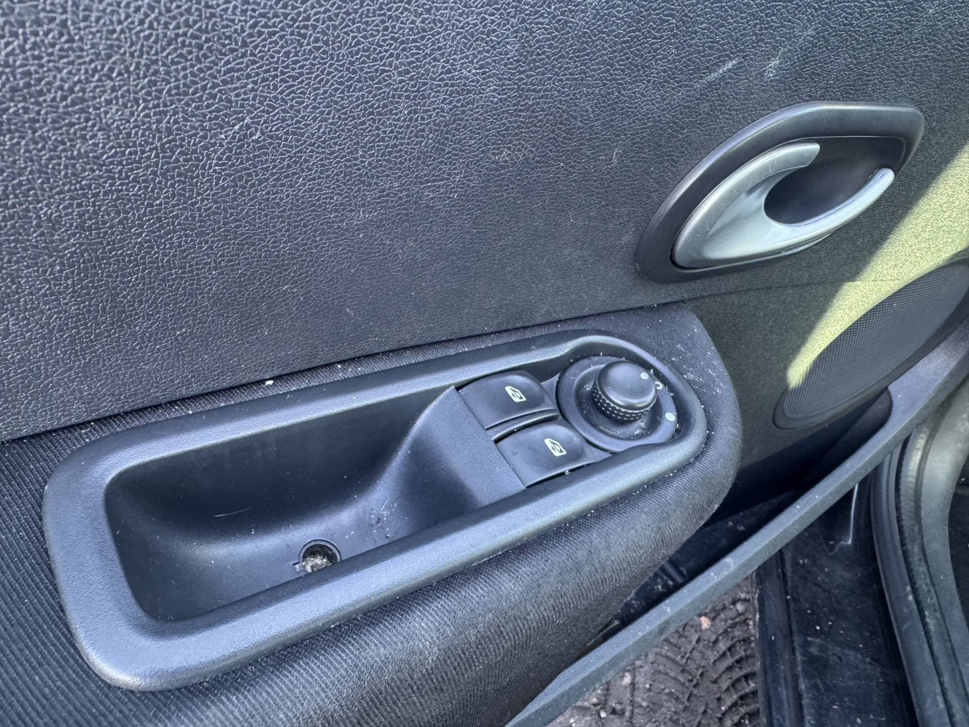 Renault Clio Estate 1.5 dCi Collection thumbnail 8