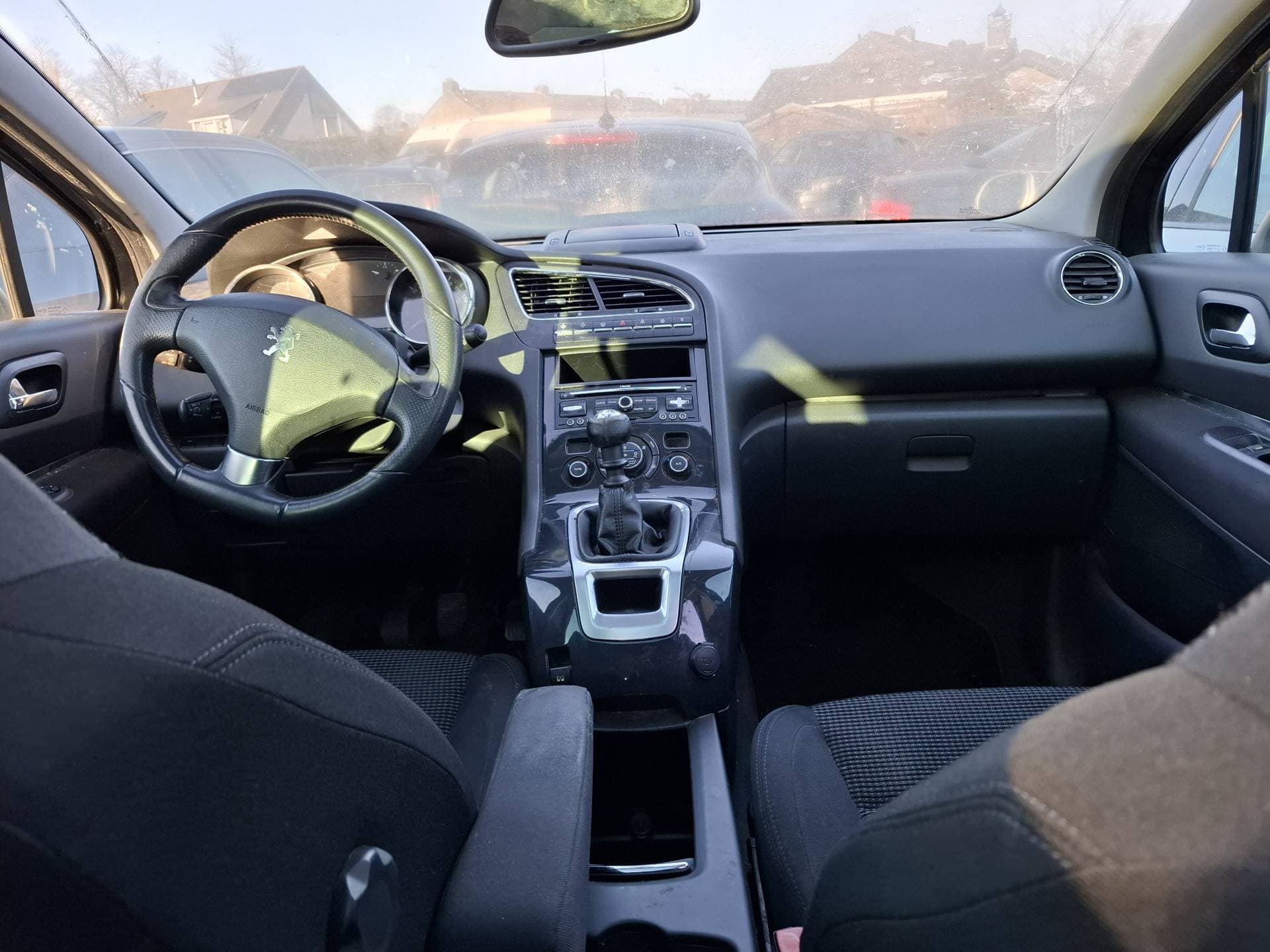 Peugeot 5008 thumbnail 3