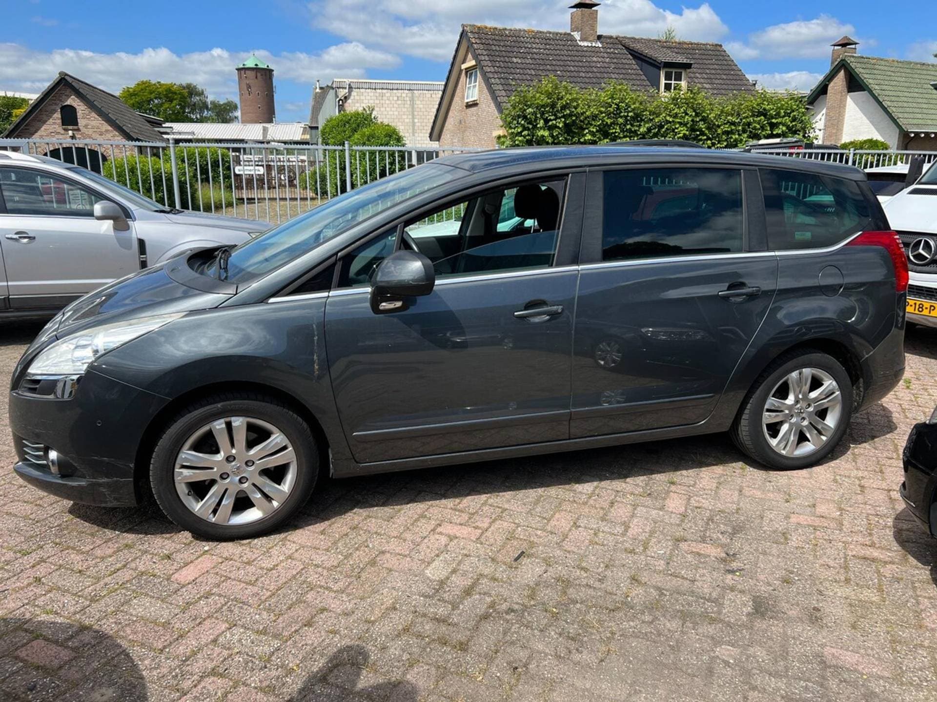 Peugeot 5008 thumbnail 4