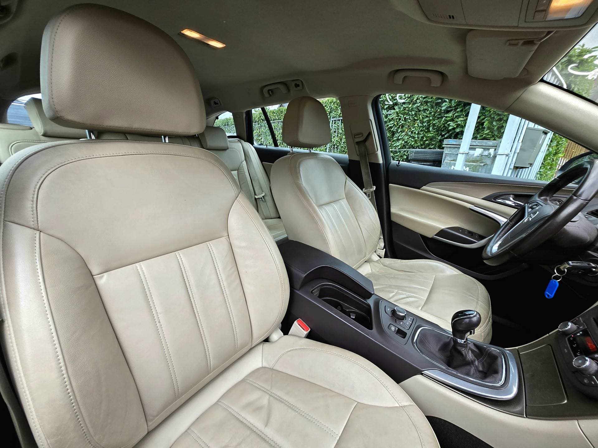 Opel Insignia thumbnail 11