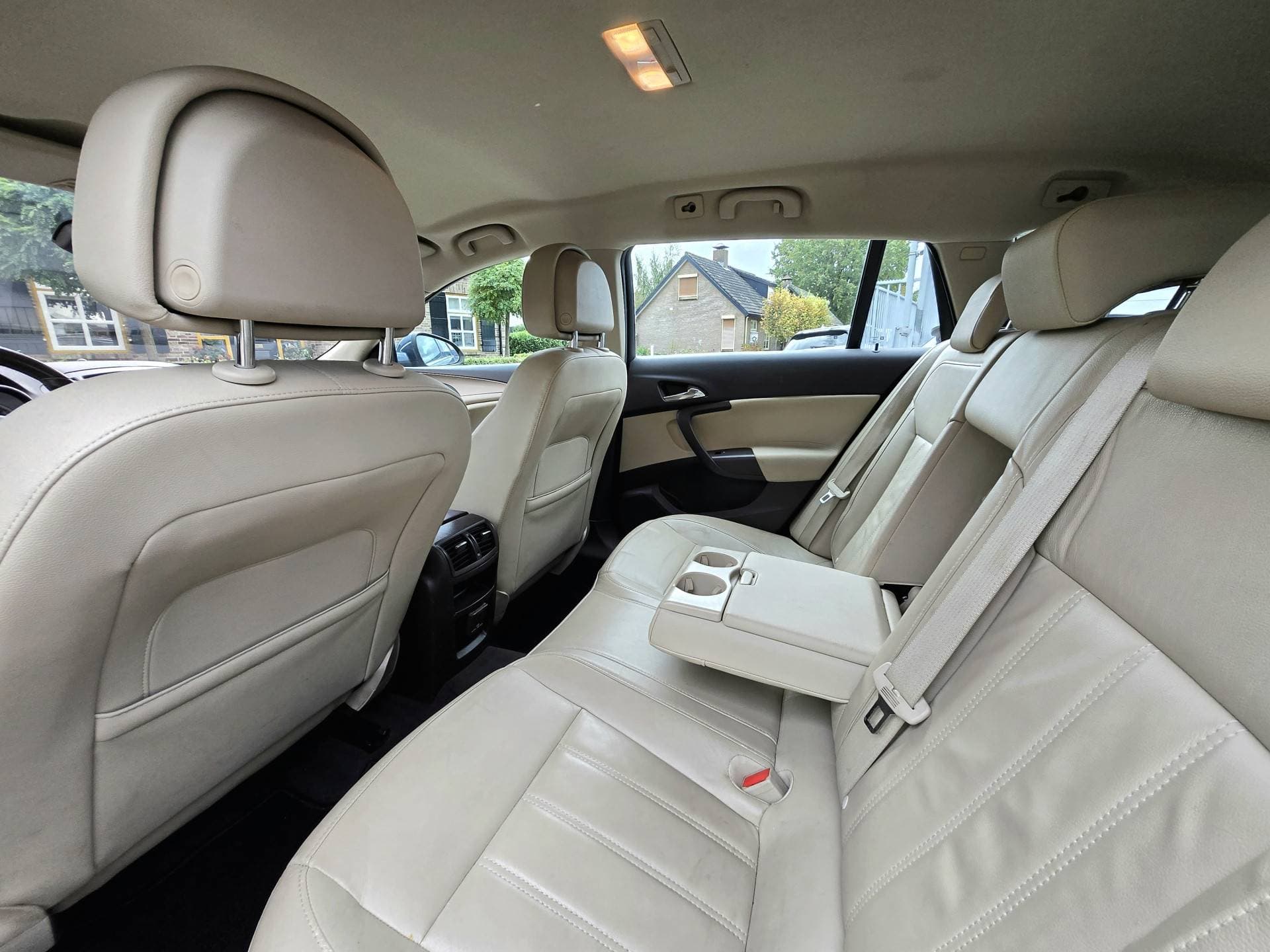 Opel Insignia thumbnail 12