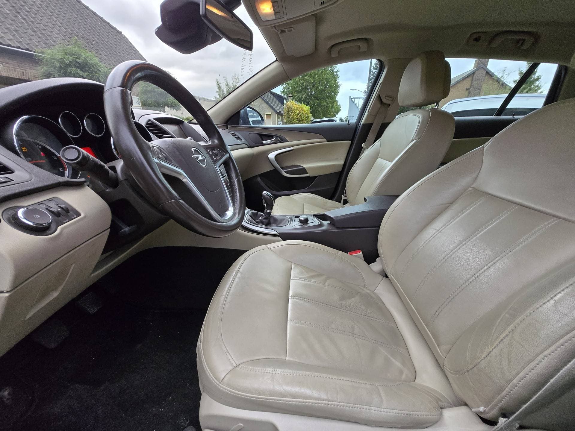 Opel Insignia thumbnail 13