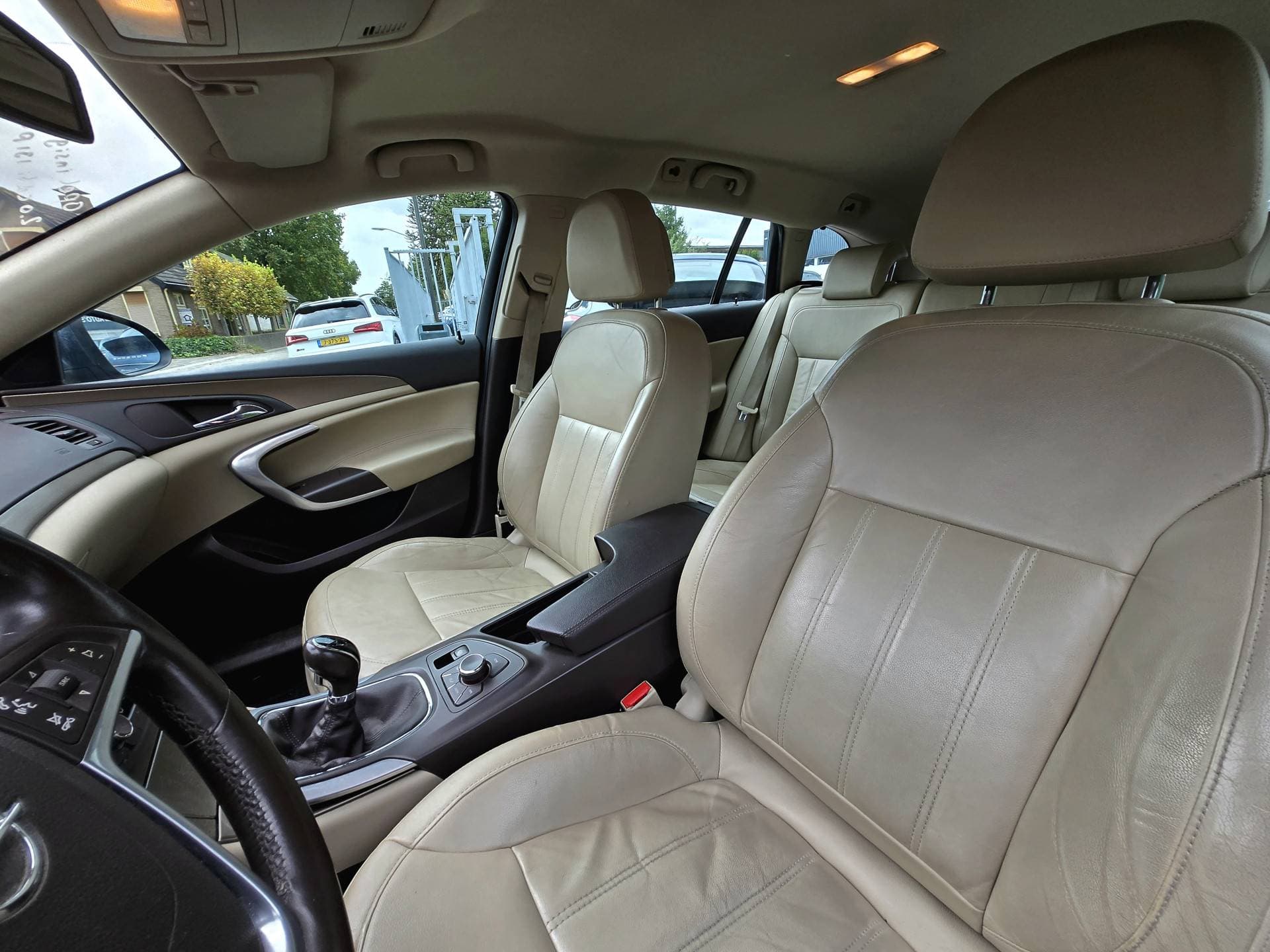 Opel Insignia thumbnail 14